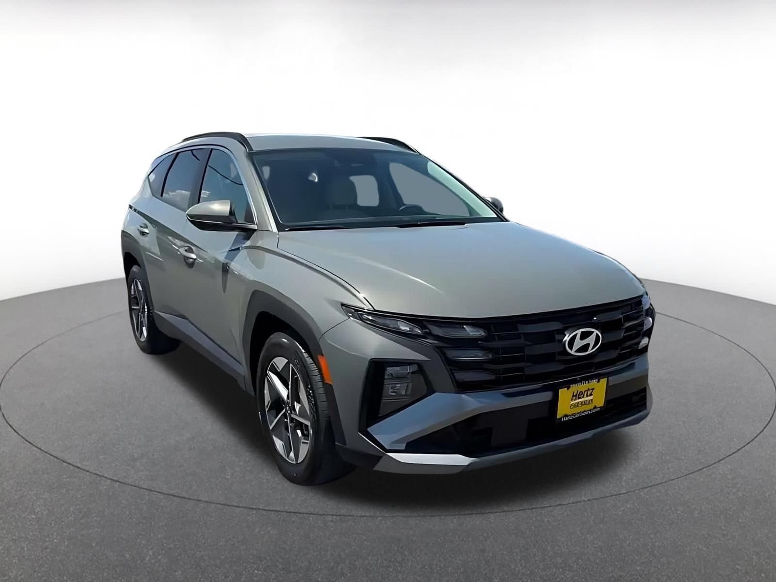 Thumbnail: 2026 Hyundai Tucson - 3