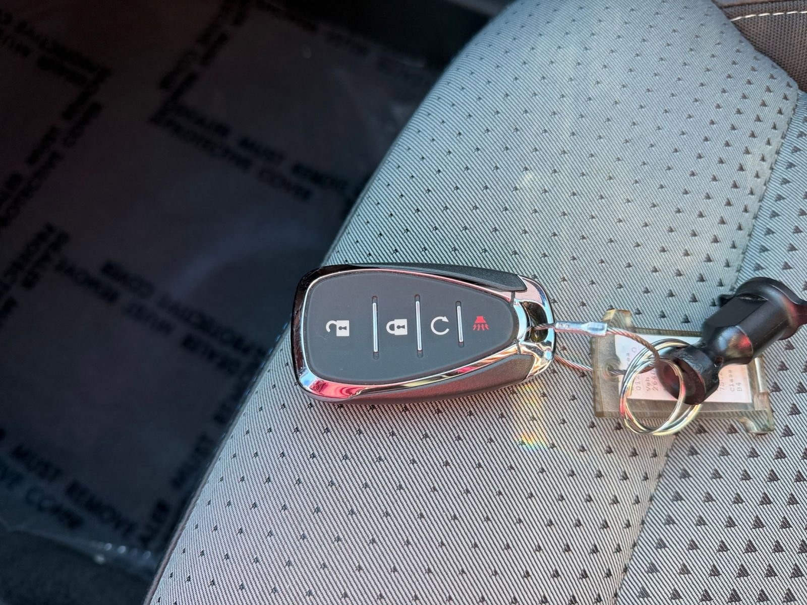 Thumbnail: 2025 Chevrolet Trax - 21