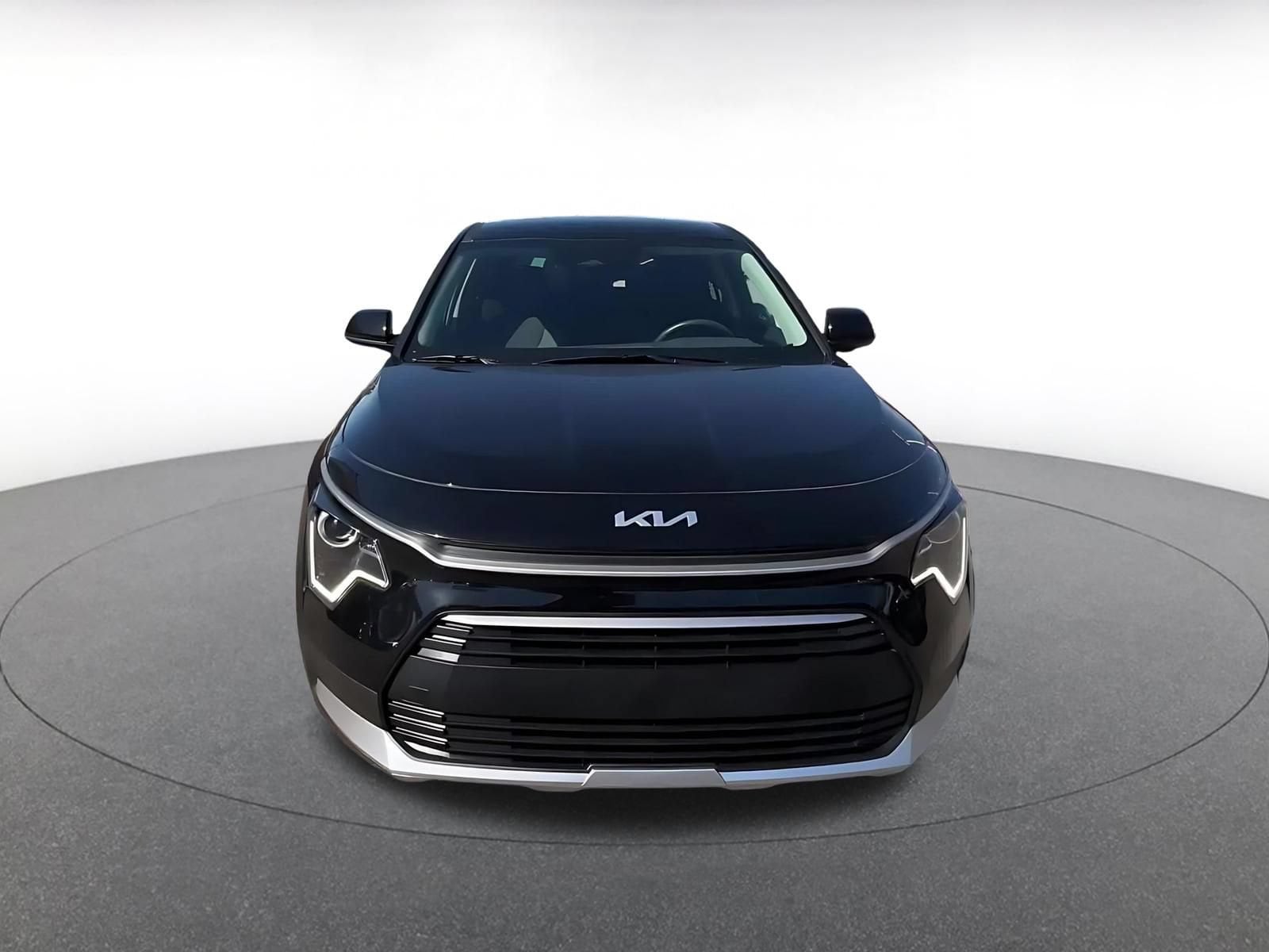 Thumbnail: 2026 Kia Niro - 4