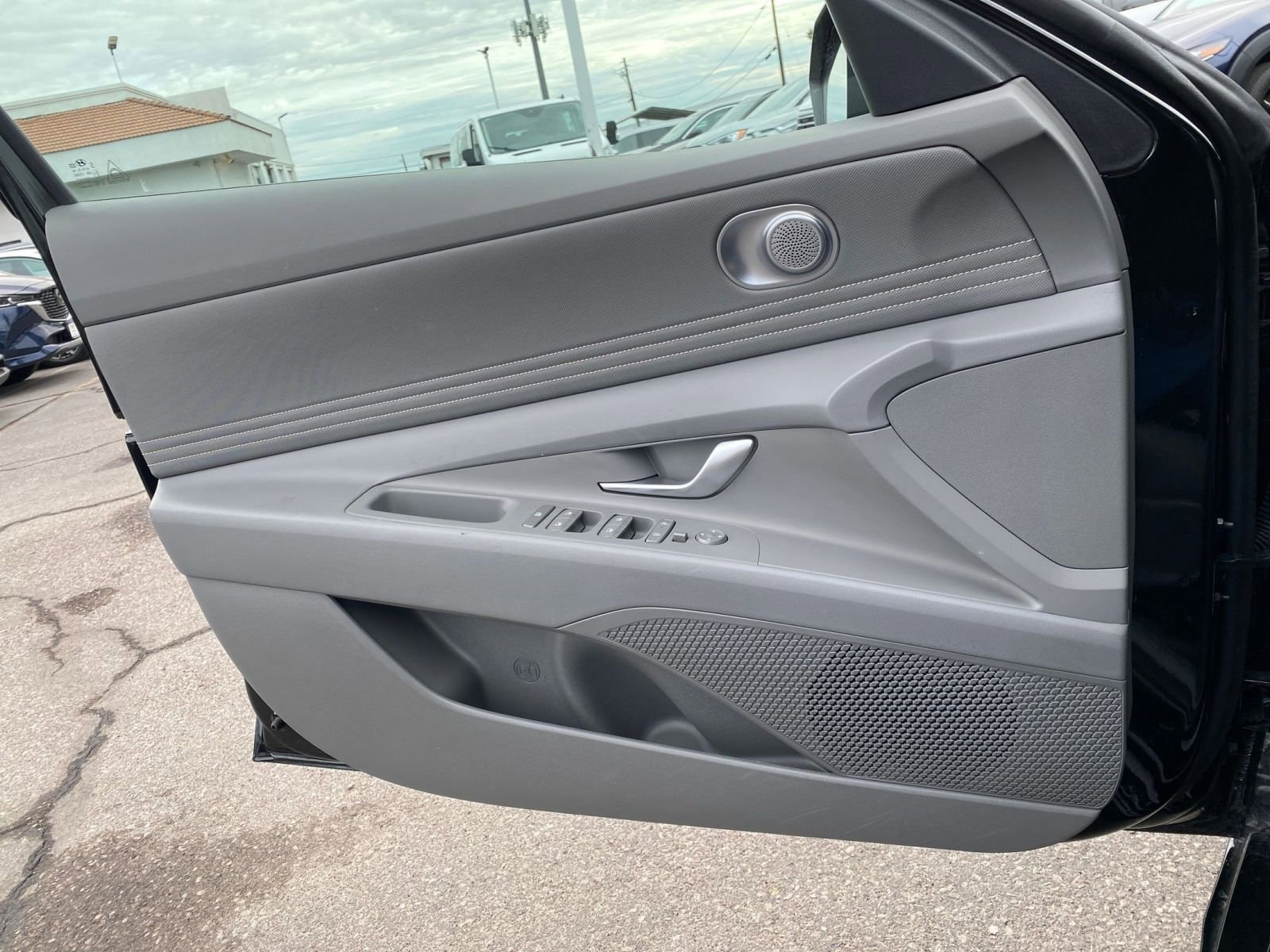 Thumbnail: 2025 Hyundai Elantra - 20