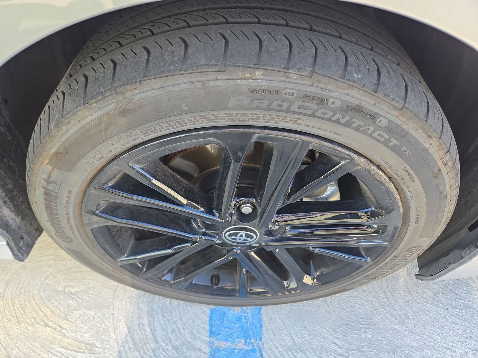 Thumbnail: 2025 Toyota Camry - 10