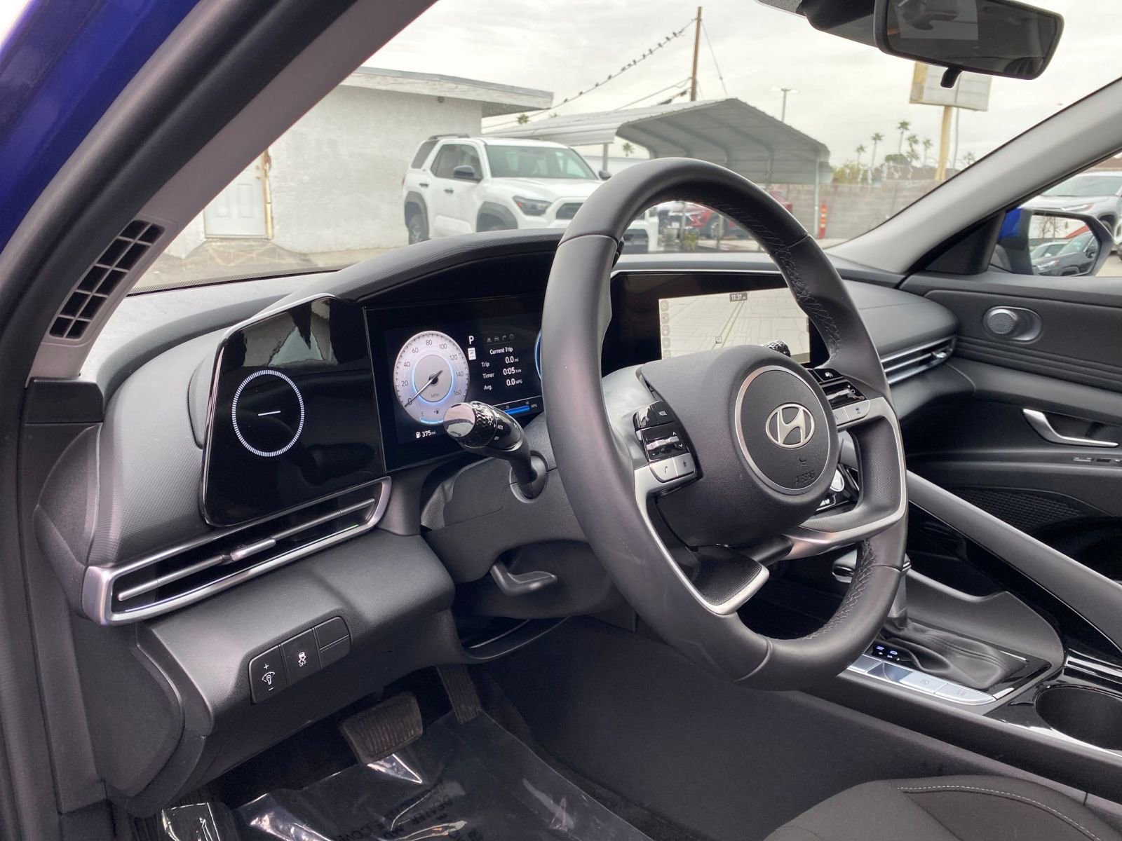 Thumbnail: 2025 Hyundai Elantra - 35