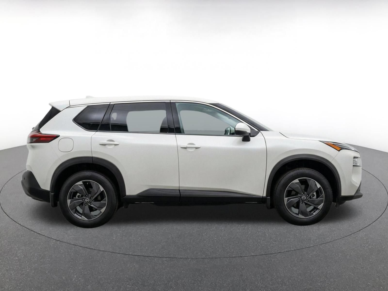 Thumbnail: 2025 Nissan Rogue - 14