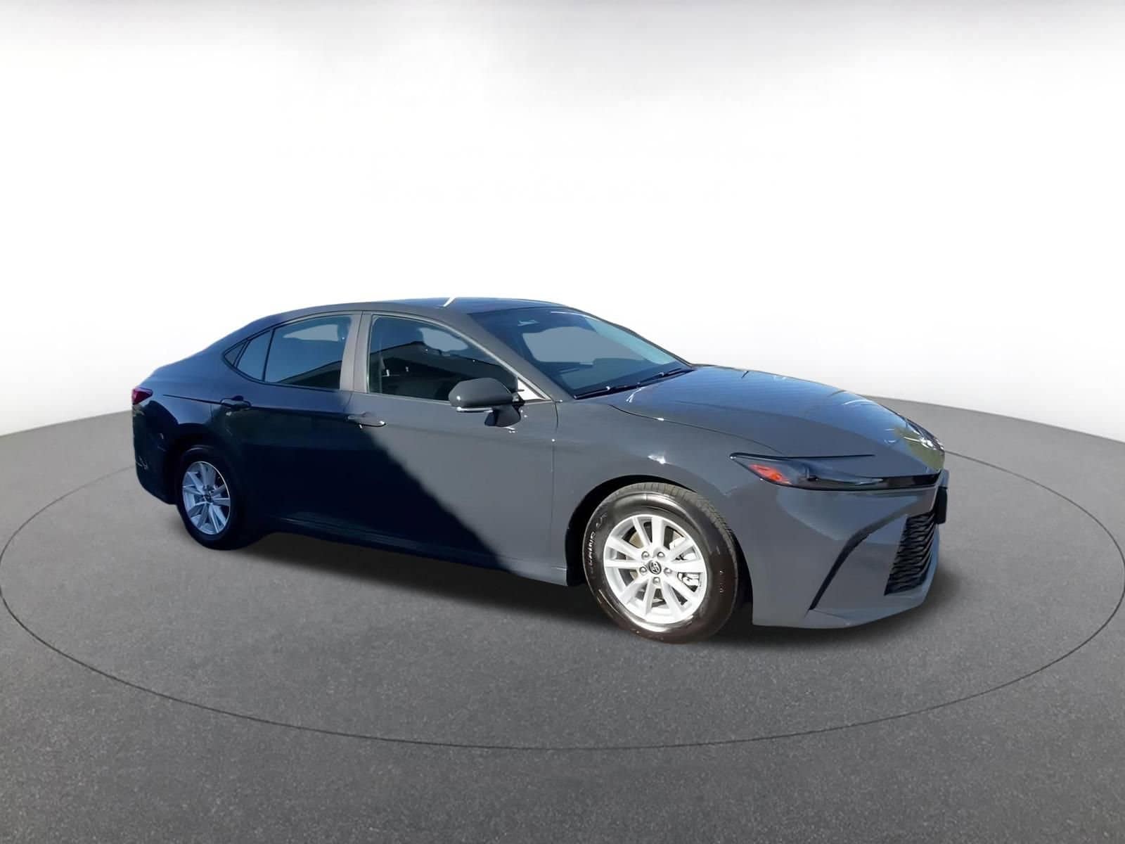 Thumbnail: 2025 Toyota Camry - 2