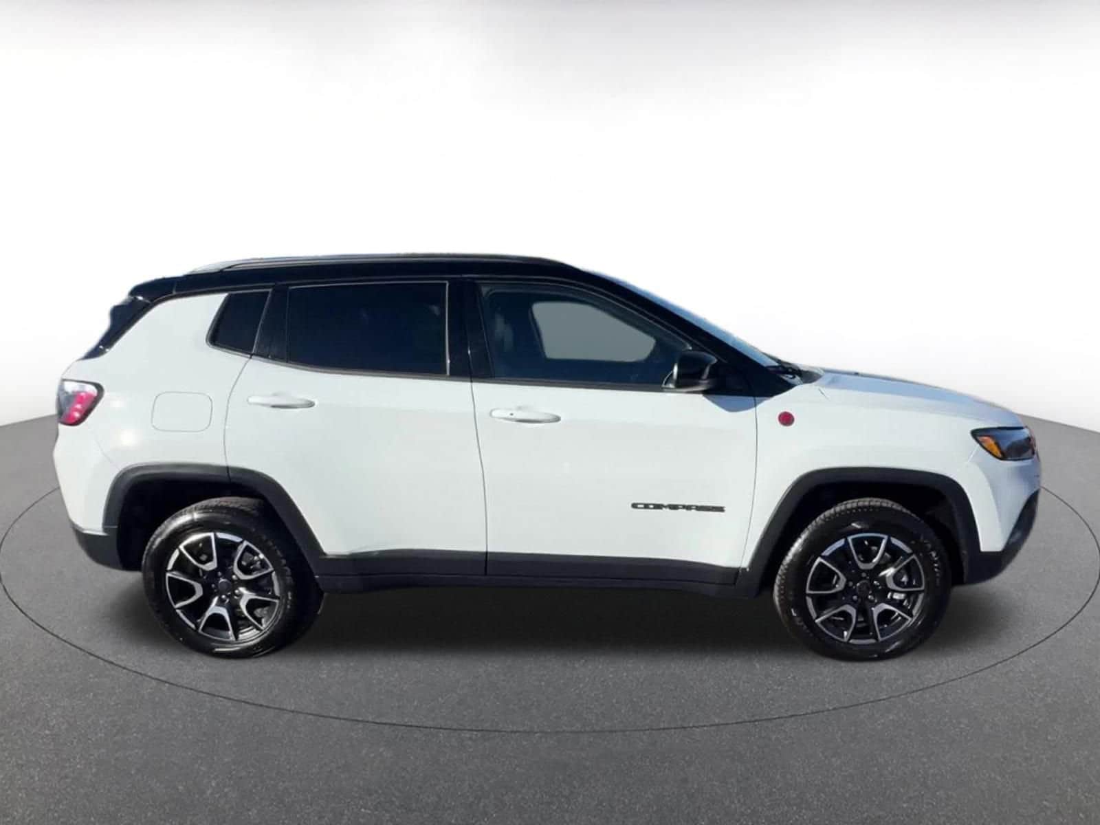 Thumbnail: 2025 Jeep Compass - 16