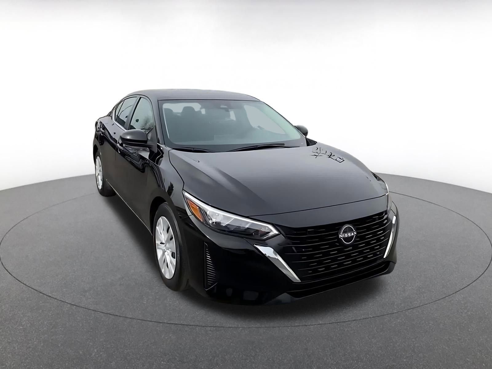 Thumbnail: 2025 Nissan Sentra - 3