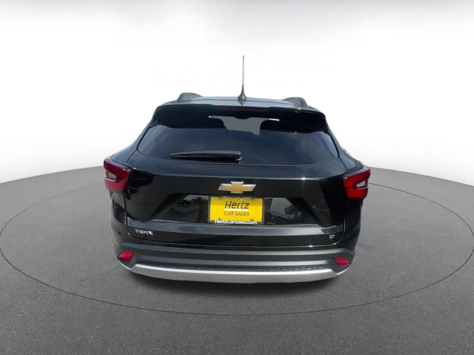 Thumbnail: 2025 Chevrolet Trax - 12