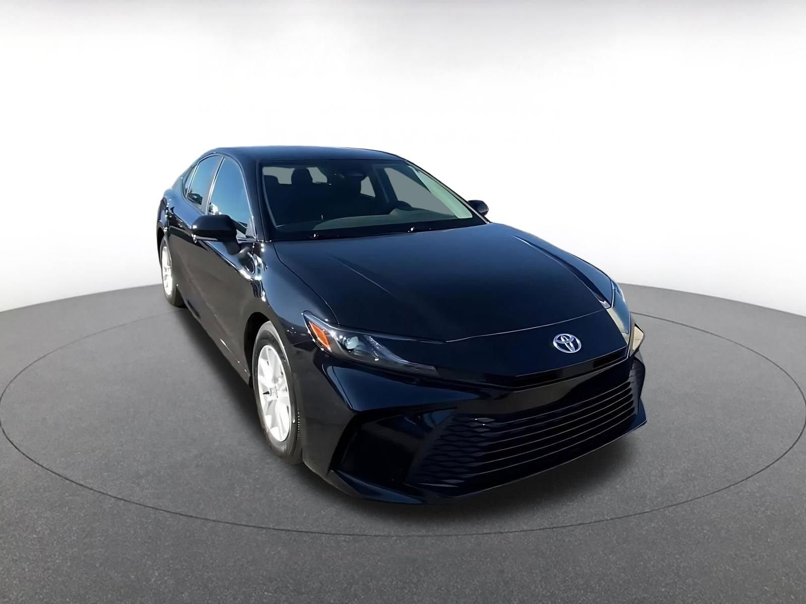 Thumbnail: 2025 Toyota Camry - 3