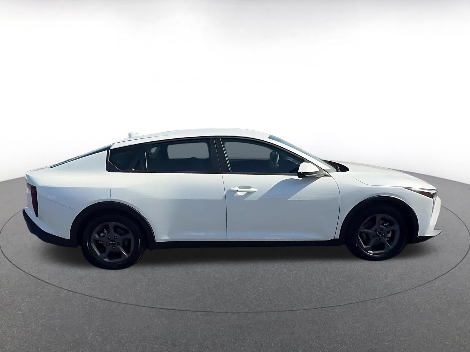 Thumbnail: 2026 Kia K4 - 16