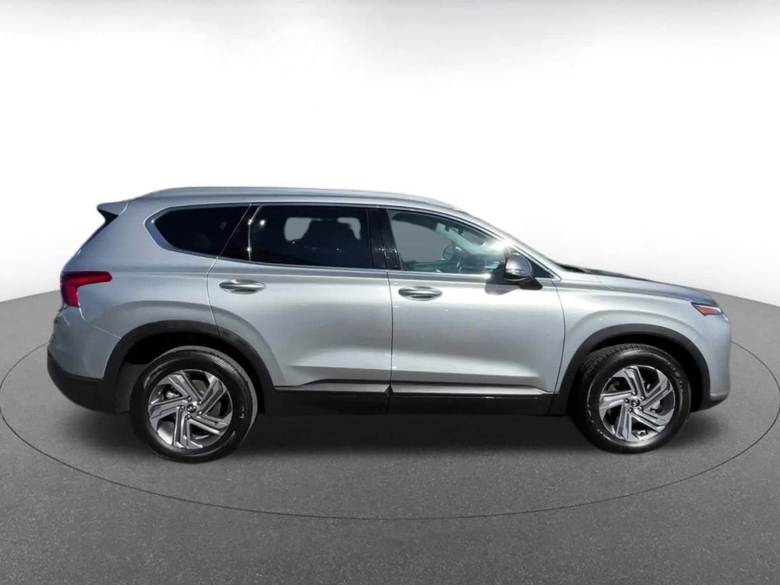 Thumbnail: 2023 Hyundai Santa Fe - 16