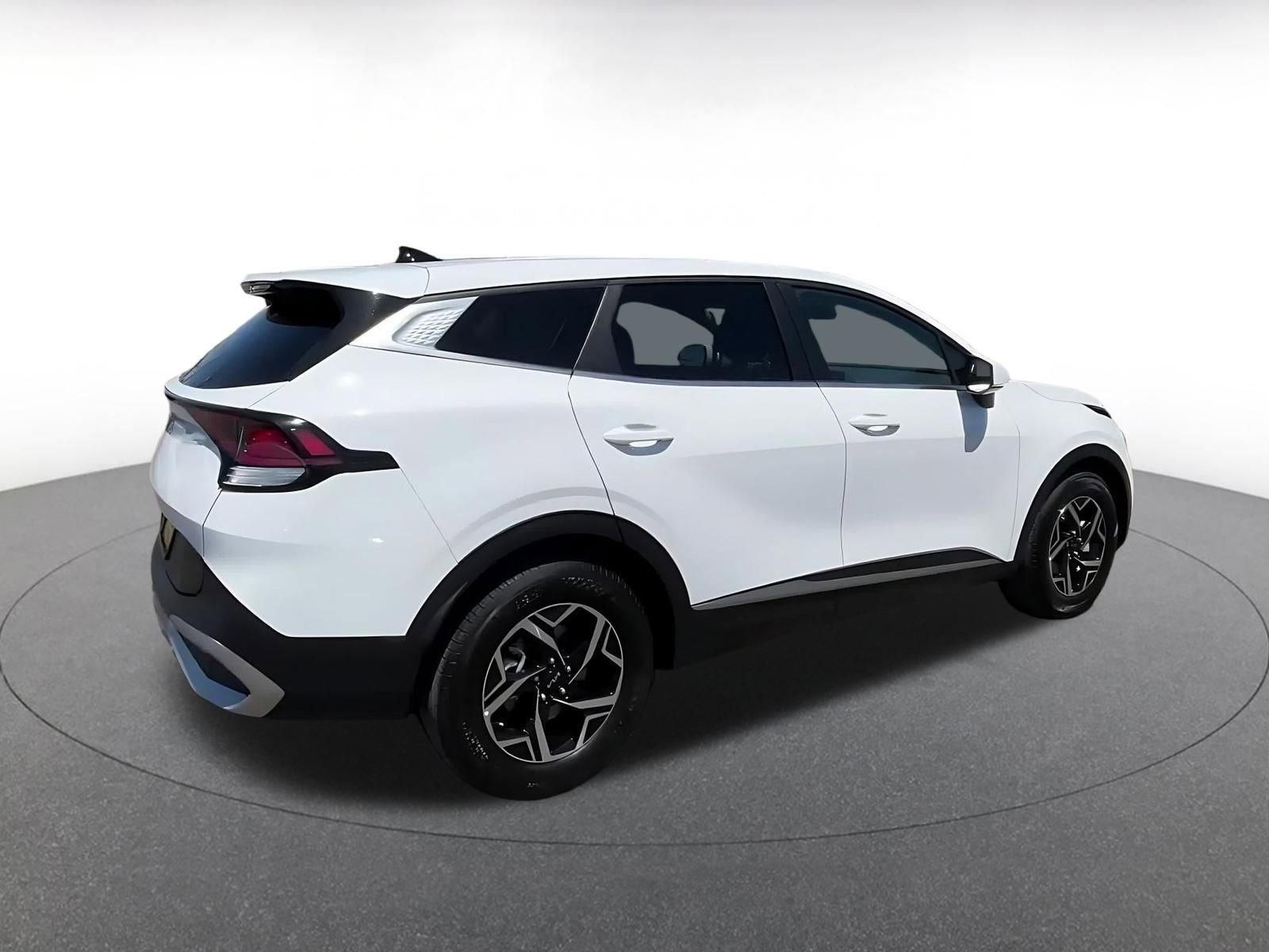 Thumbnail: 2025 Kia Sportage - 15