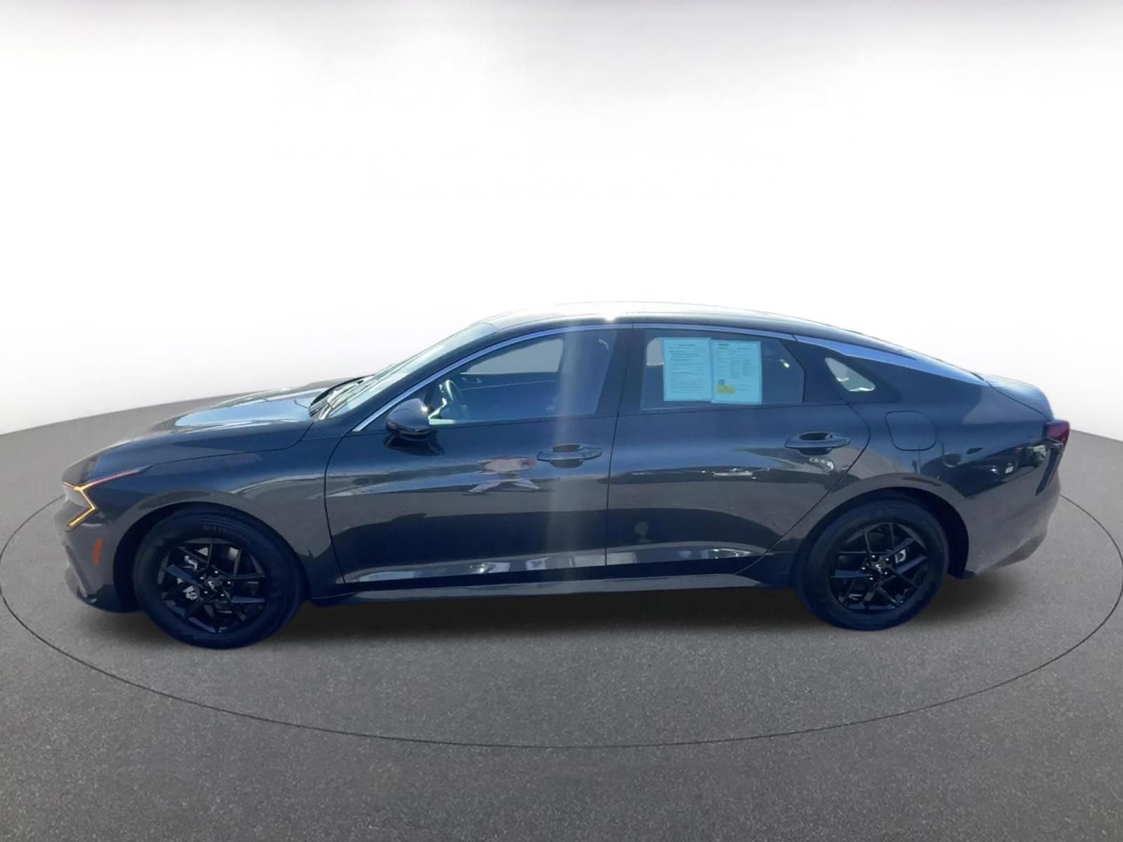 Thumbnail: 2025 Kia K5 - 9