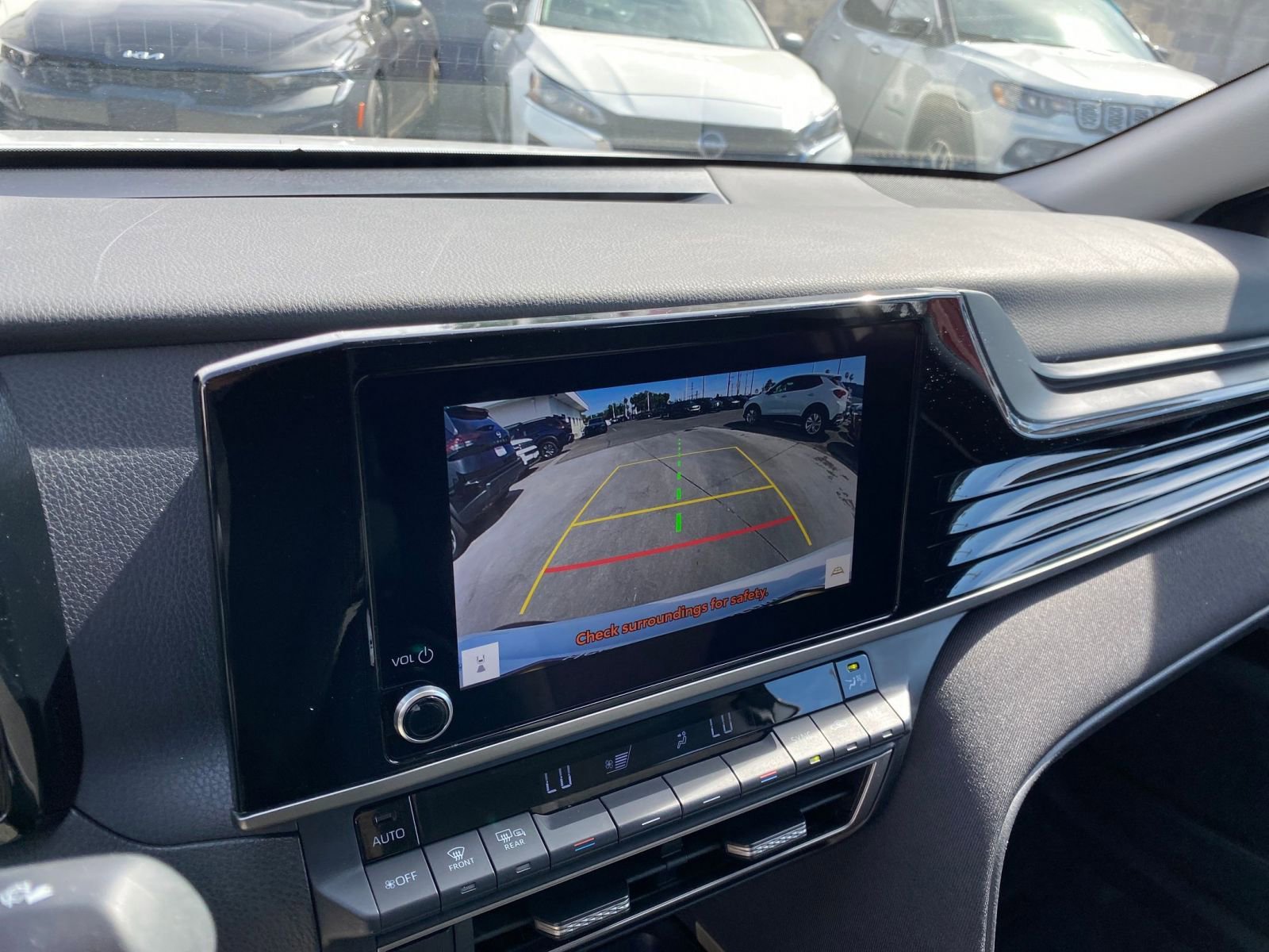 Thumbnail: 2025 Toyota Camry - 23