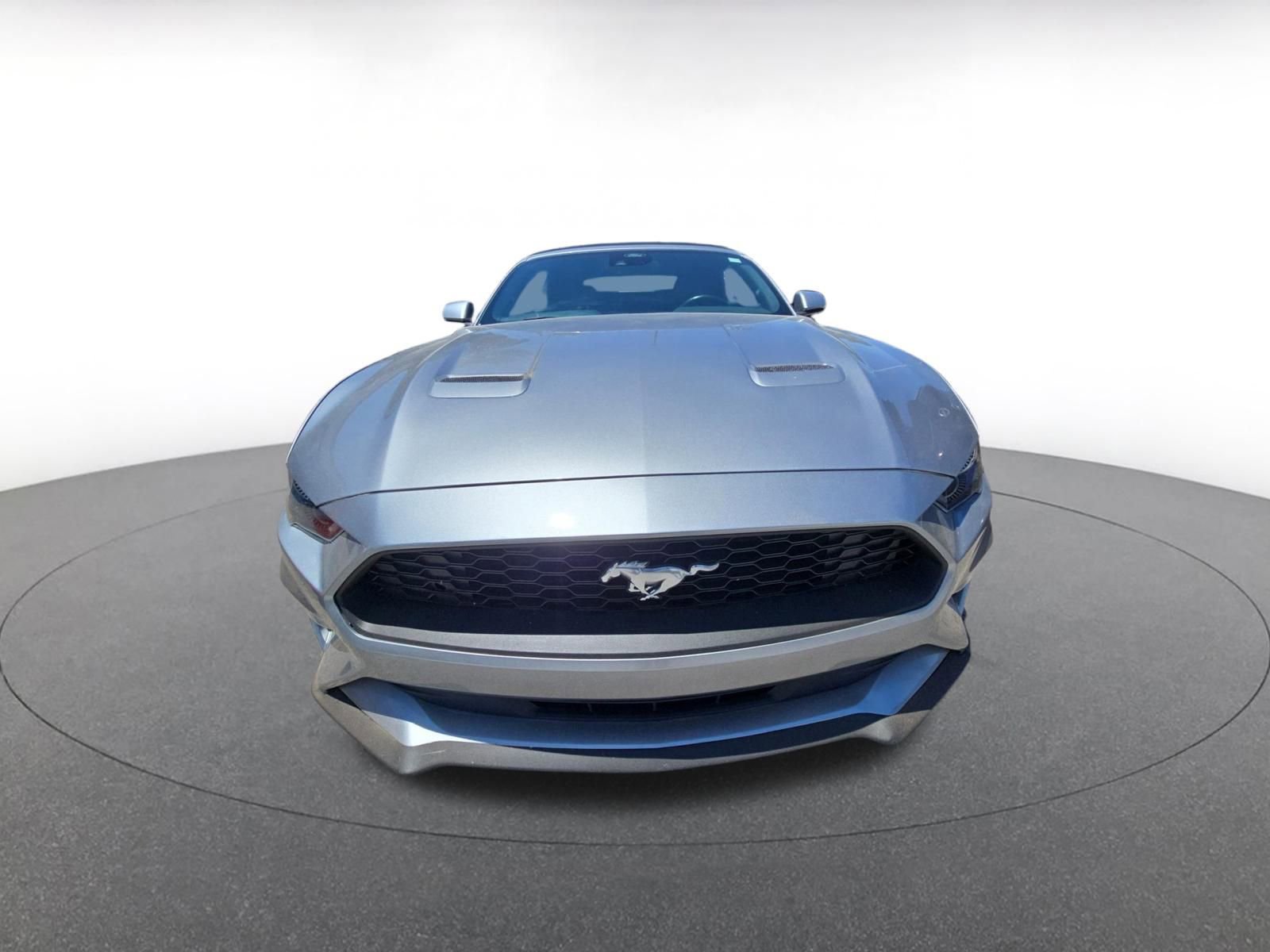 Thumbnail: 2022 Ford Mustang - 2