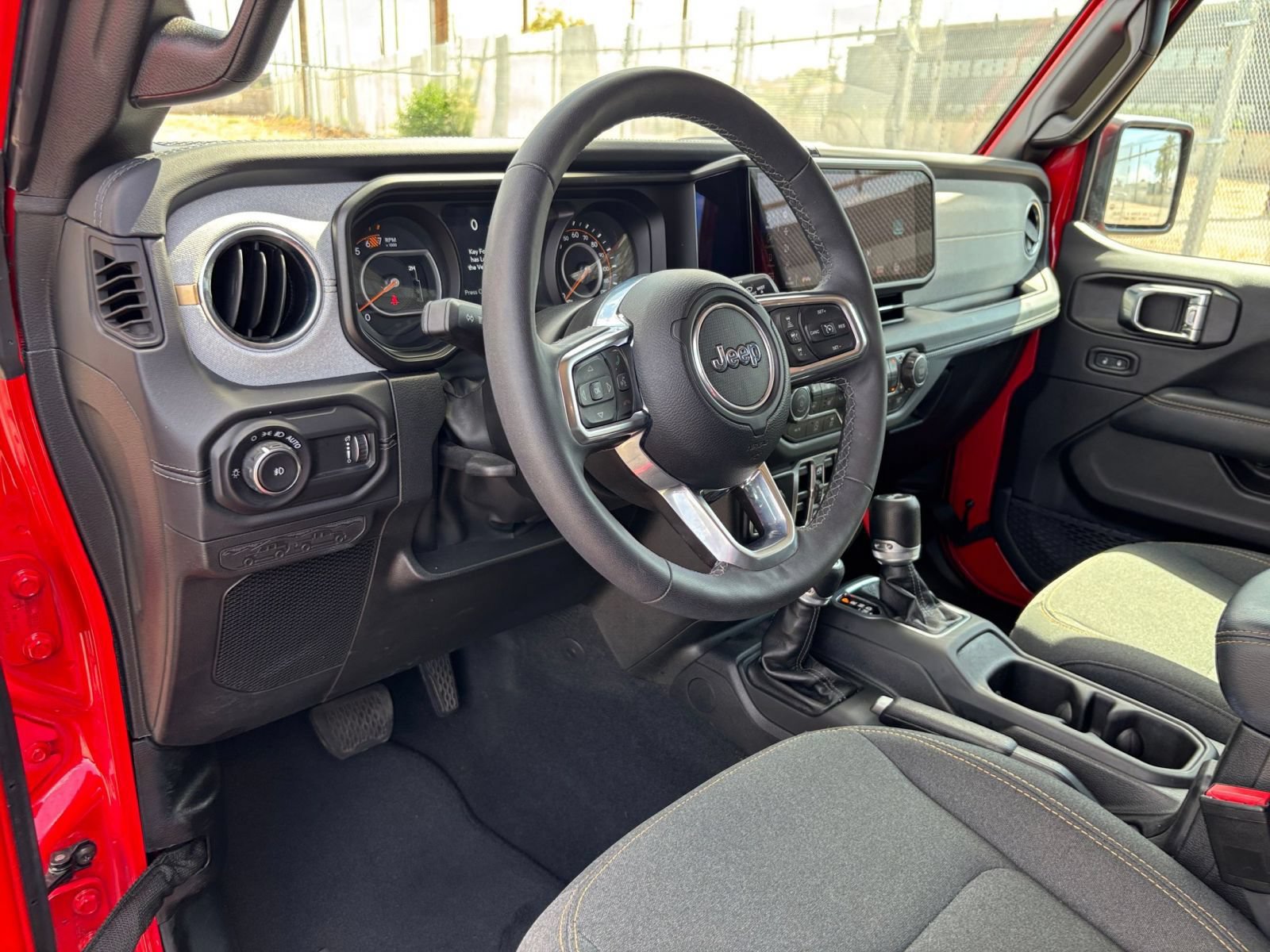 Thumbnail: 2025 Jeep Wrangler - 33