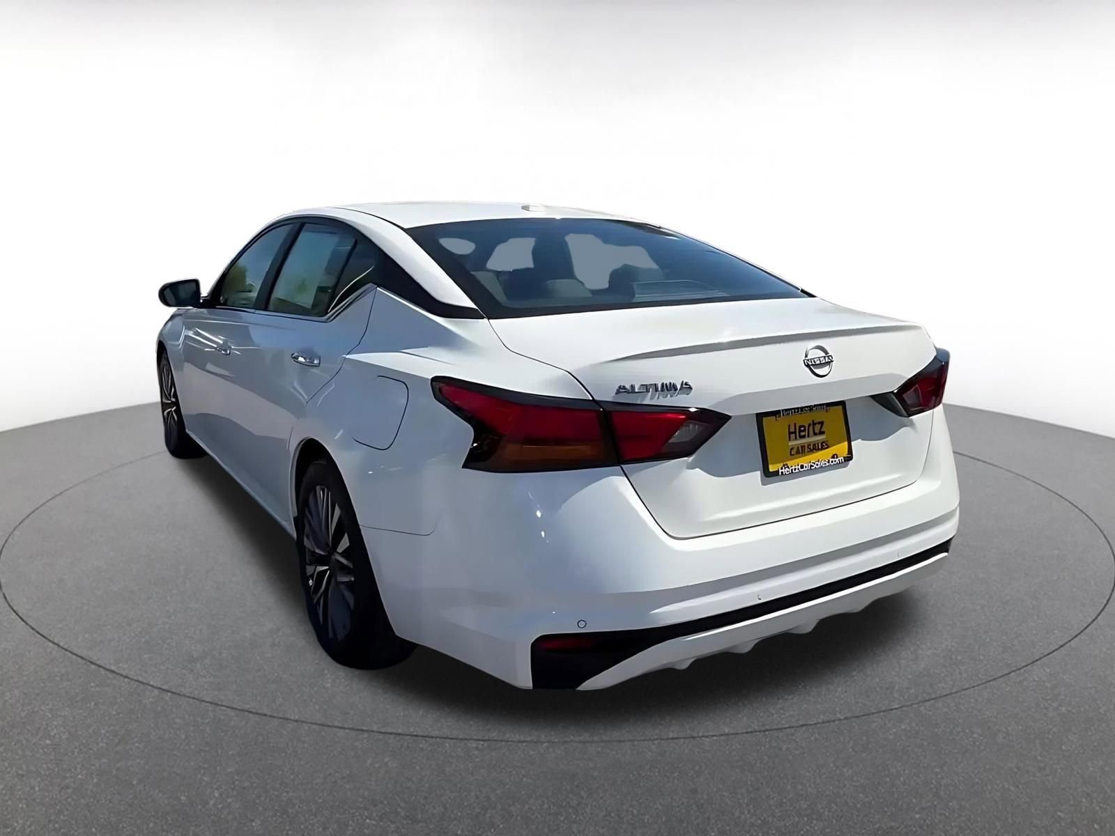 Thumbnail: 2025 Nissan Altima - 11