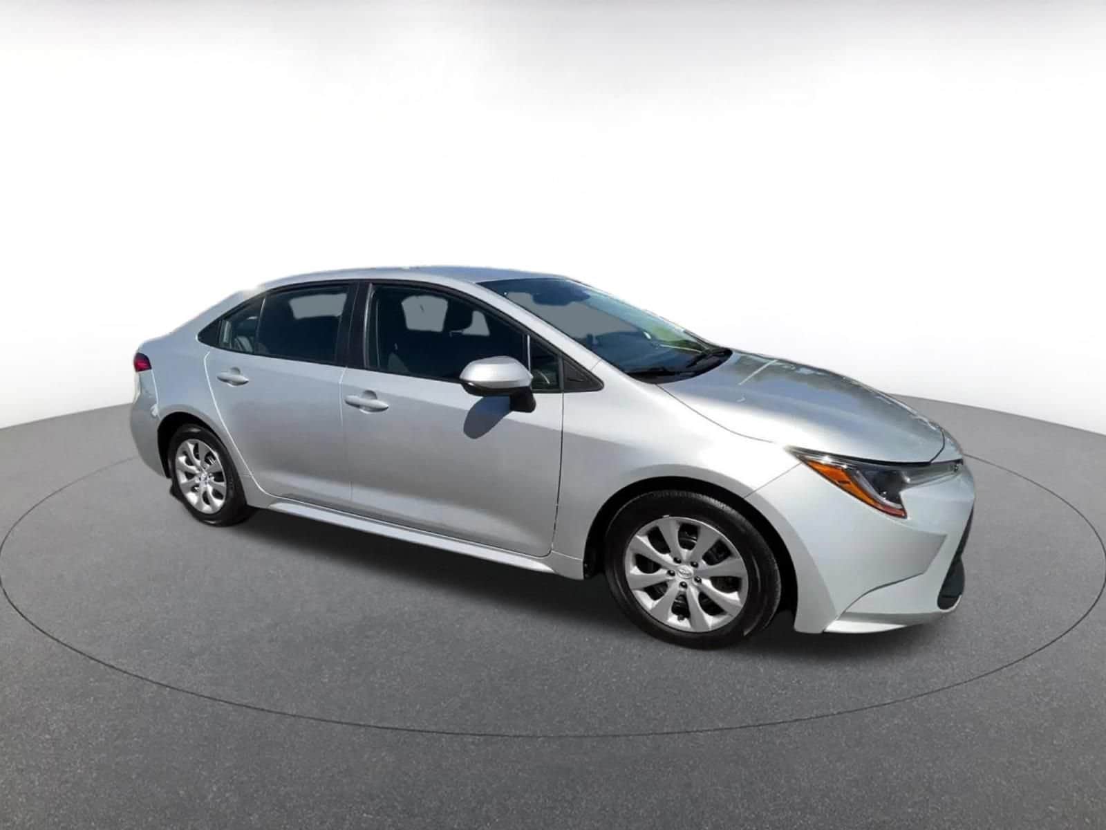 Thumbnail: 2025 Toyota Corolla - 2