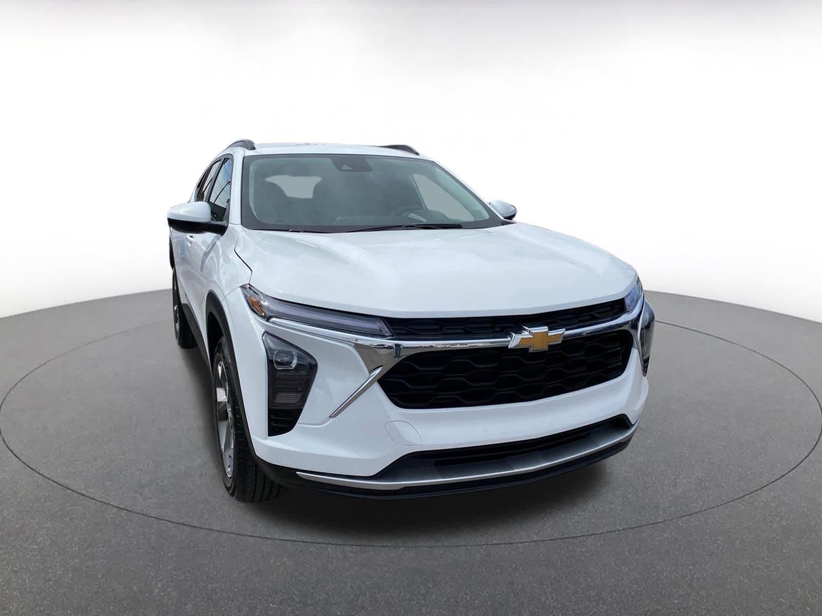 Thumbnail: 2025 Chevrolet Trax - 1