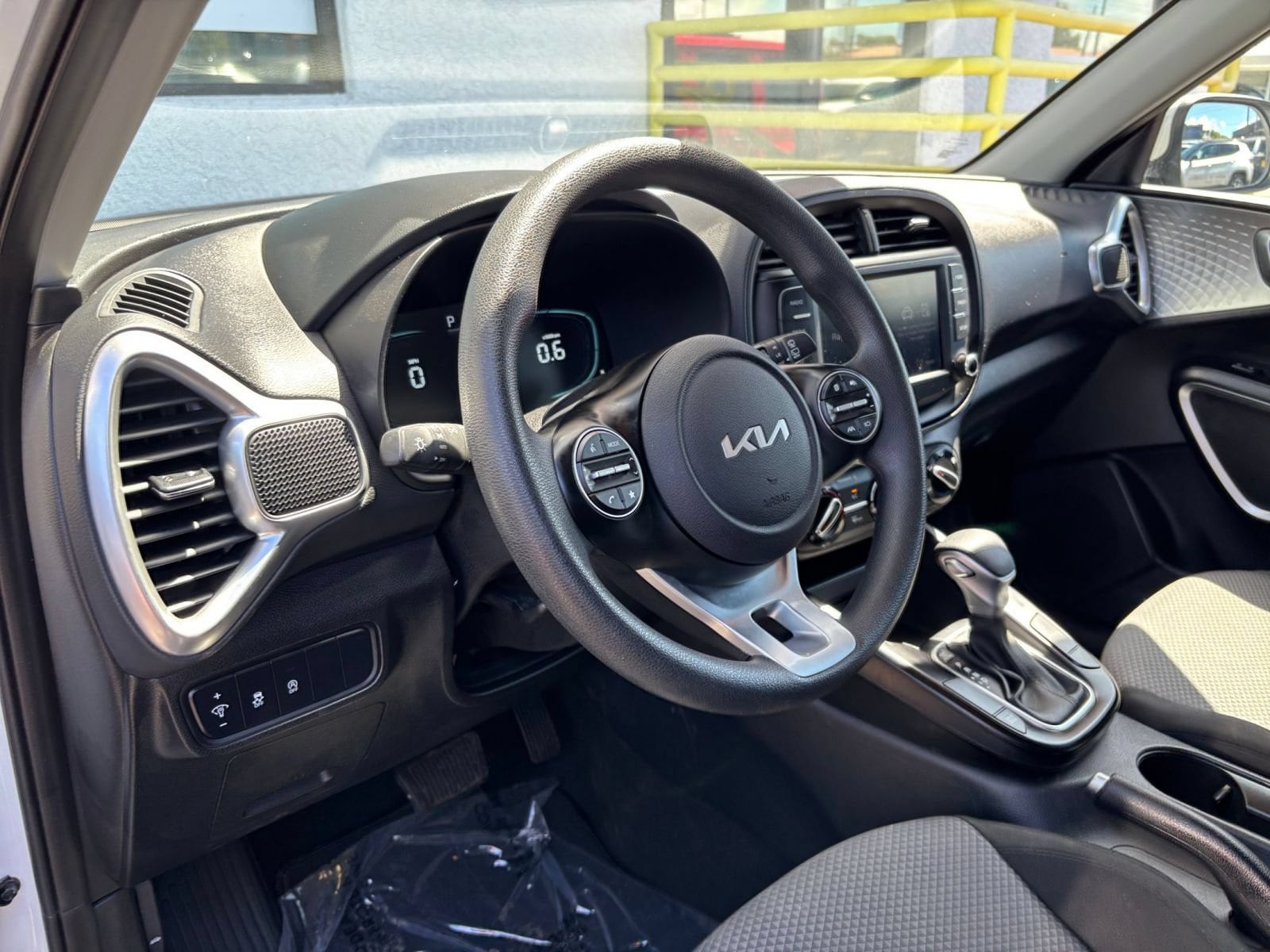 Thumbnail: 2025 Kia Soul - 32