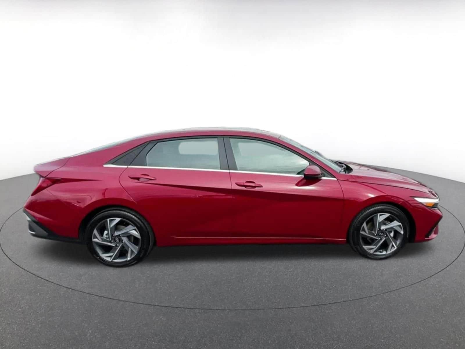 Thumbnail: 2025 Hyundai Elantra - 16