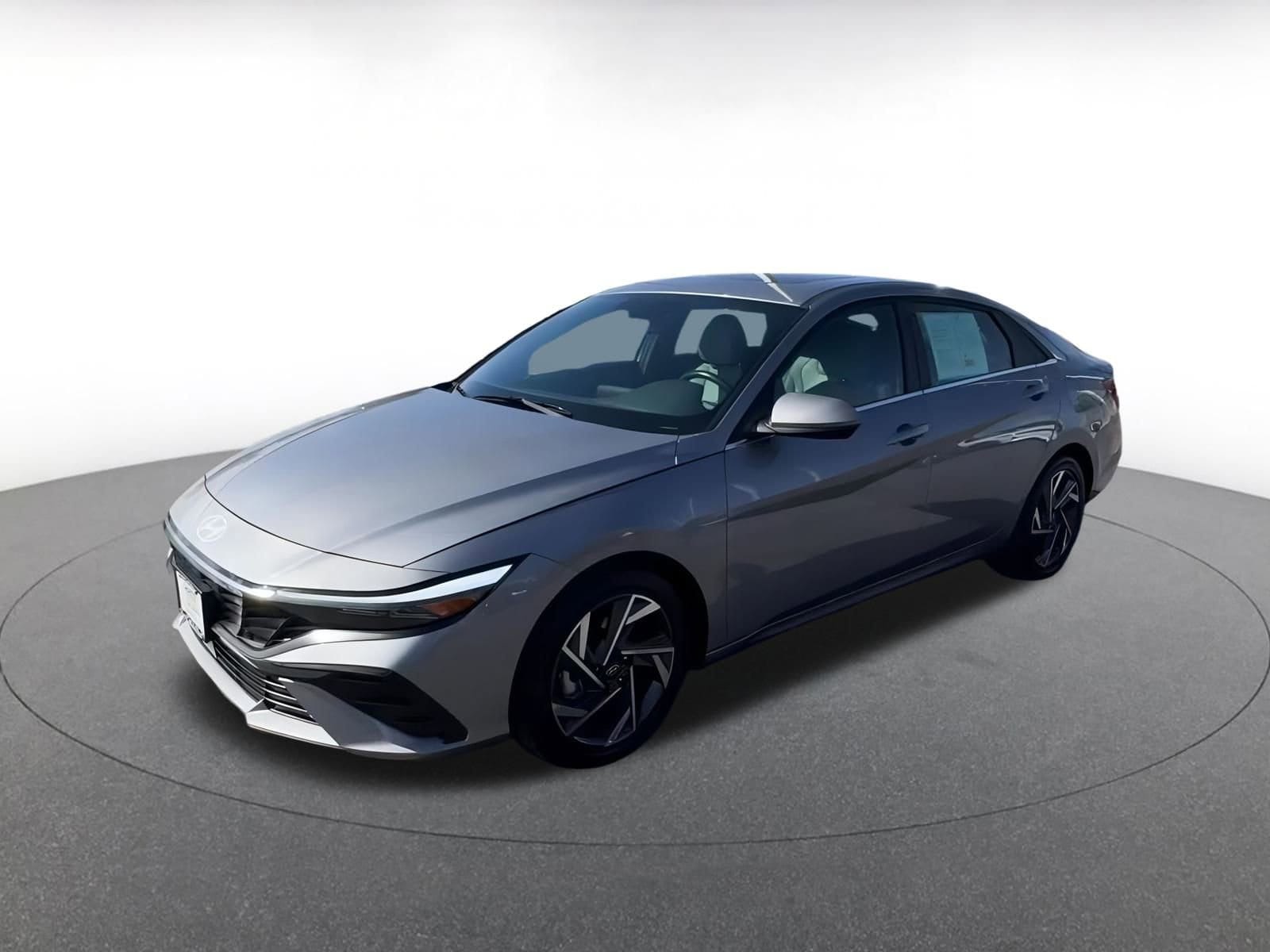 Thumbnail: 2025 Hyundai Elantra - 8