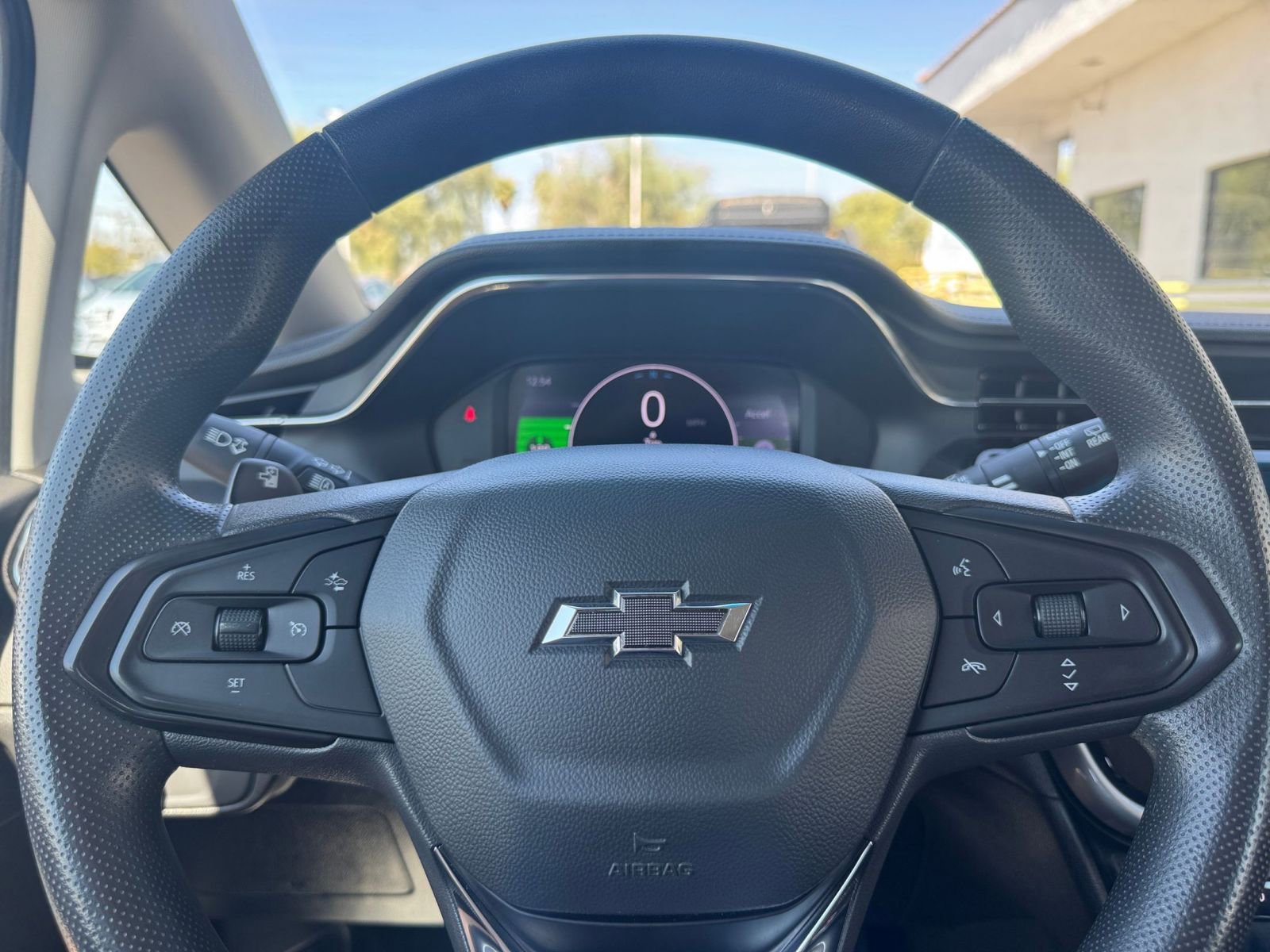 Thumbnail: 2023 Chevrolet Bolt EV - 30