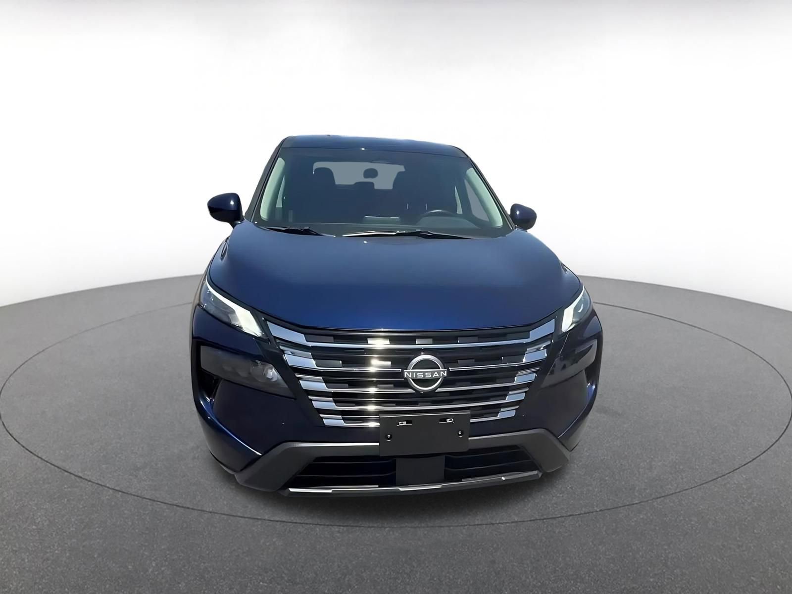Thumbnail: 2025 Nissan Rogue - 4