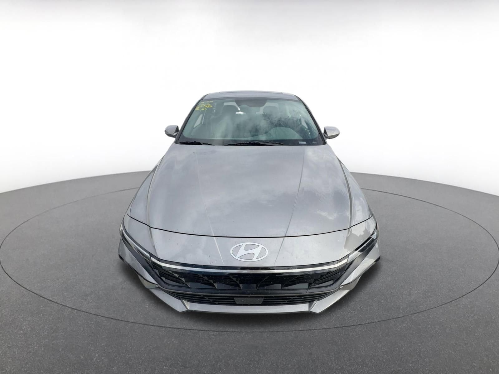 Thumbnail: 2025 Hyundai Elantra - 2