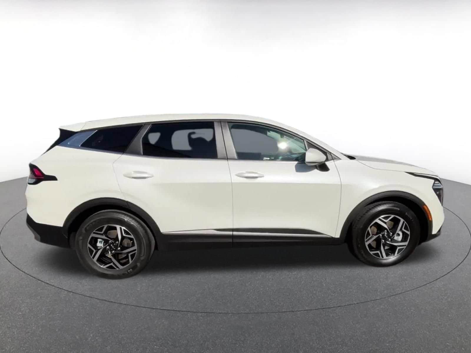 Thumbnail: 2024 Kia Sportage - 15