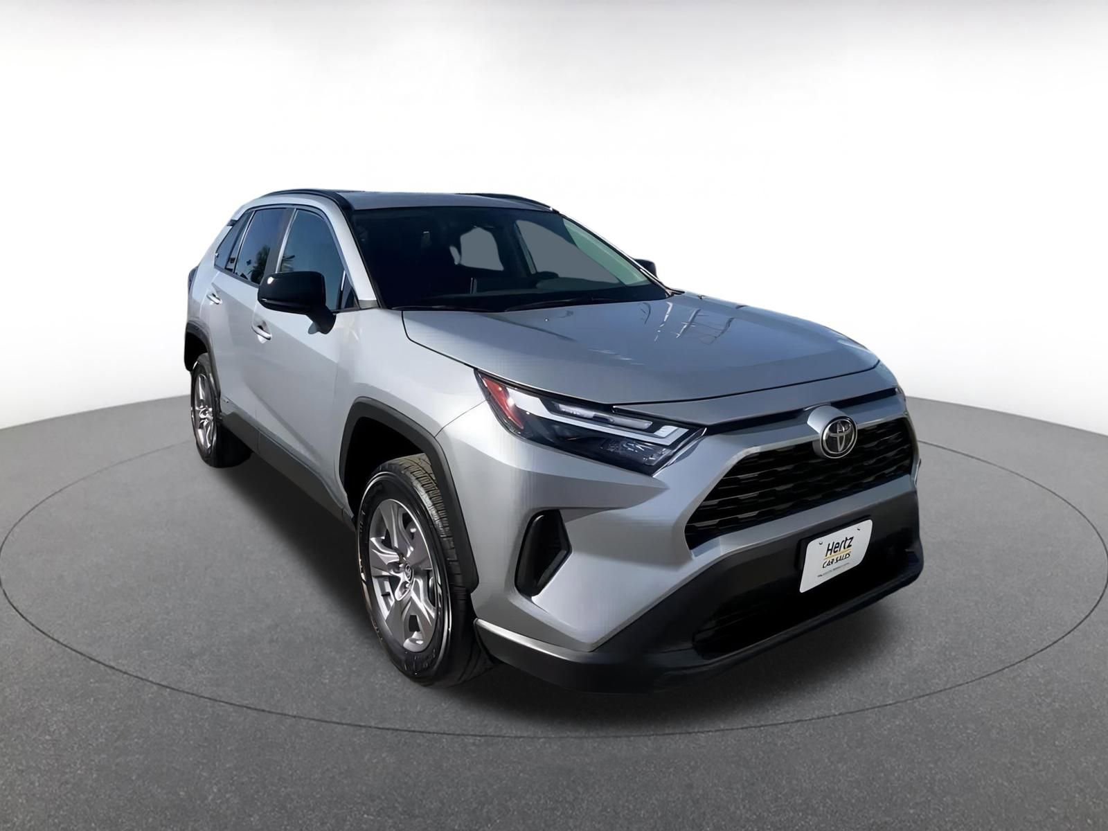 Thumbnail: 2025 Toyota RAV4 - 3