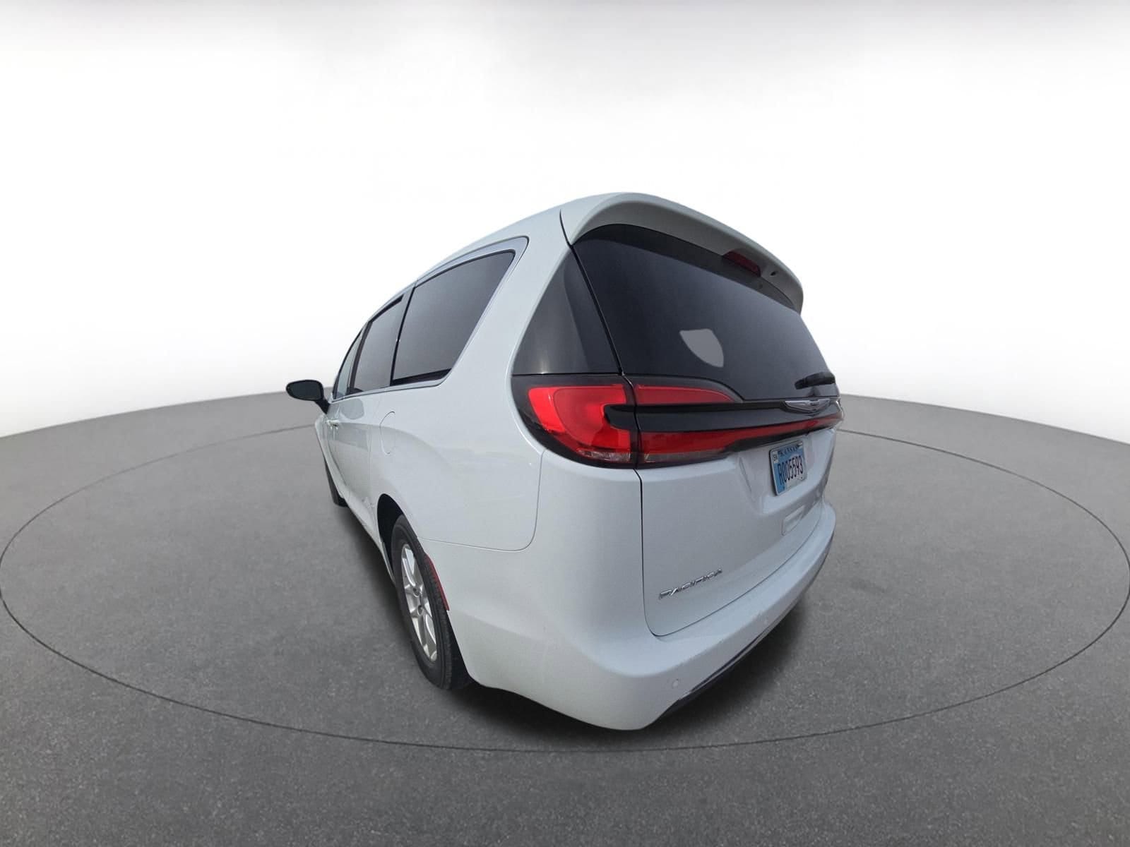 Thumbnail: 2025 Chrysler Pacifica - 7