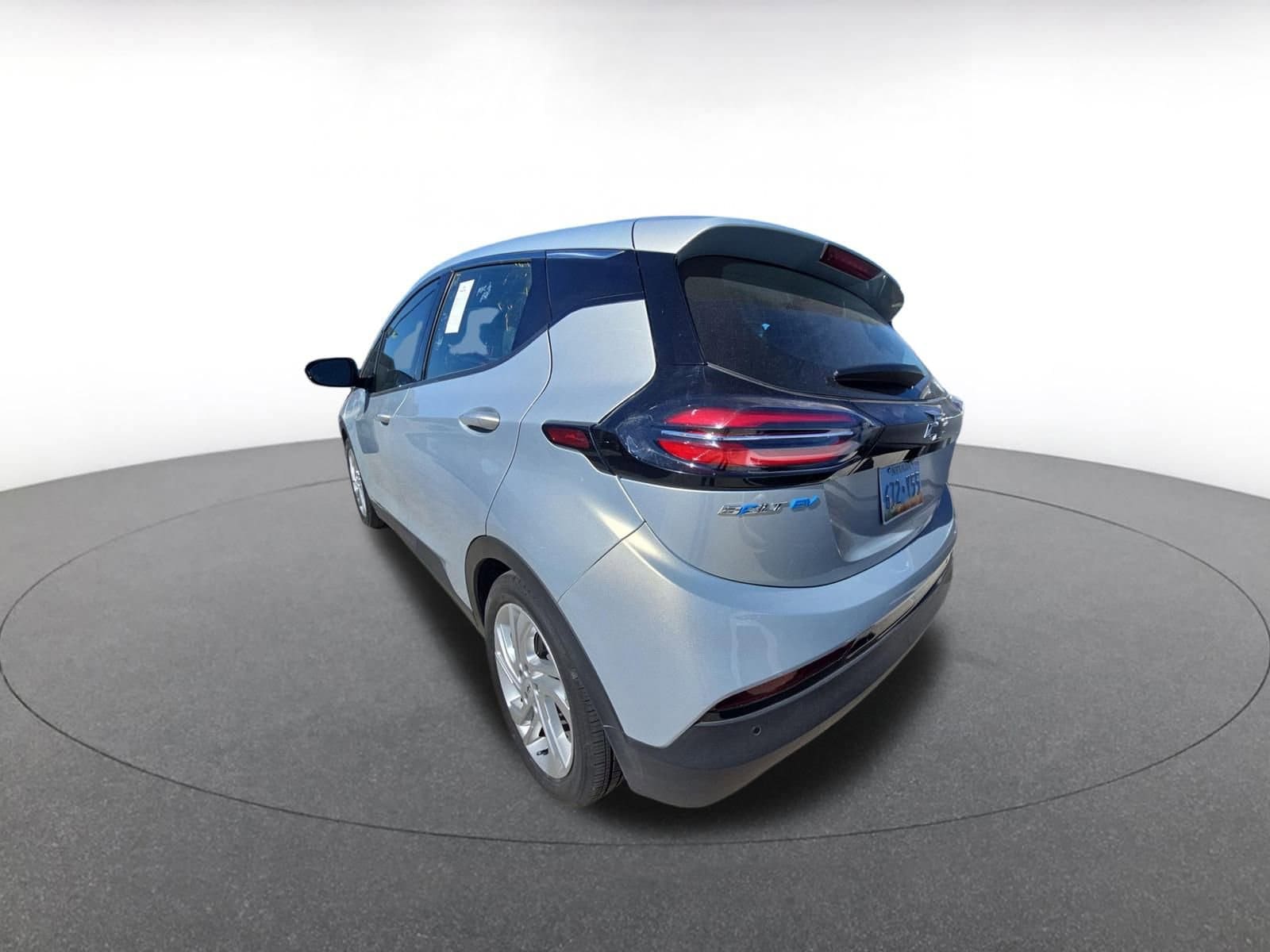 Thumbnail: 2023 Chevrolet Bolt EV - 6