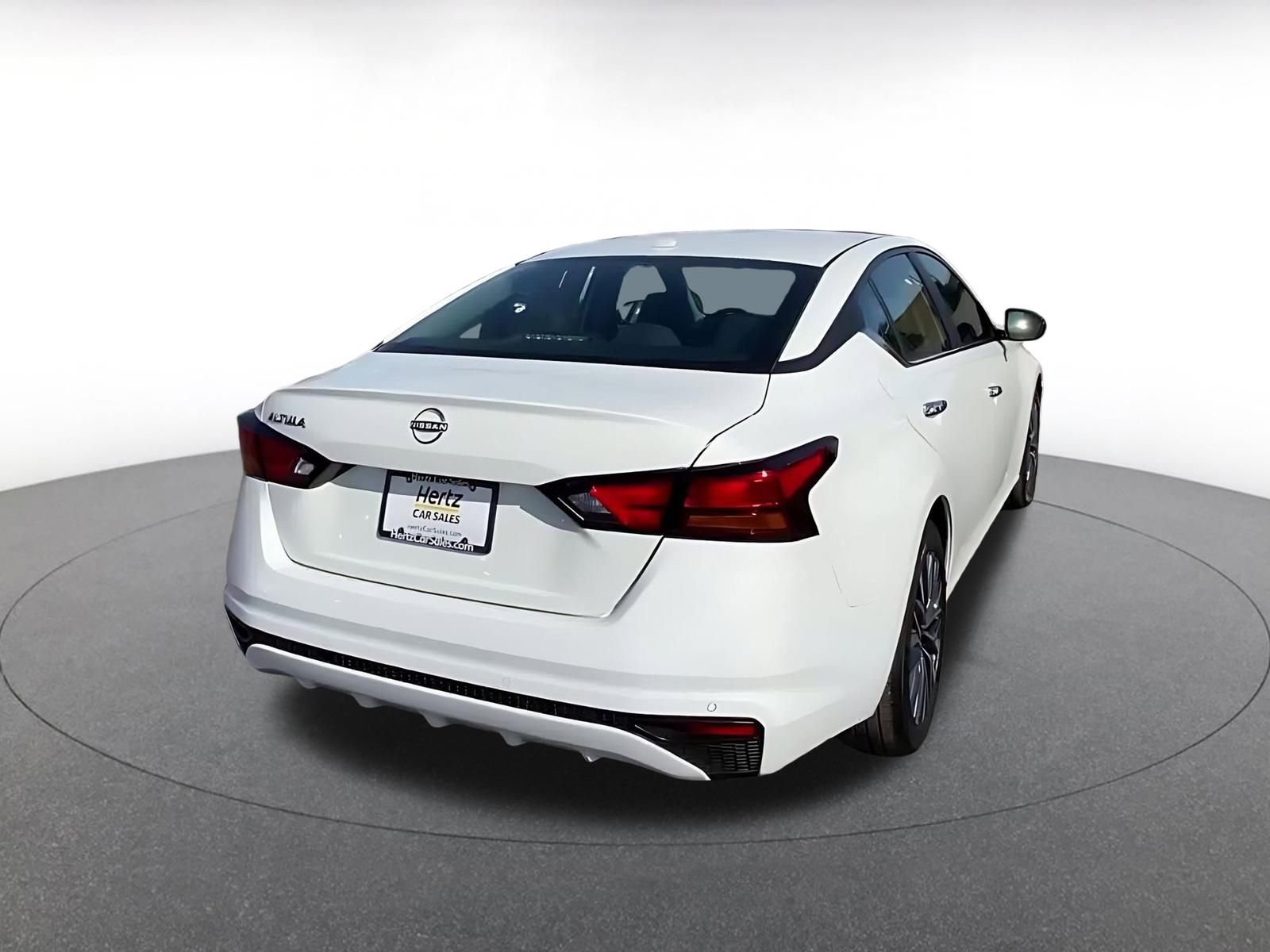 Thumbnail: 2025 Nissan Altima - 14