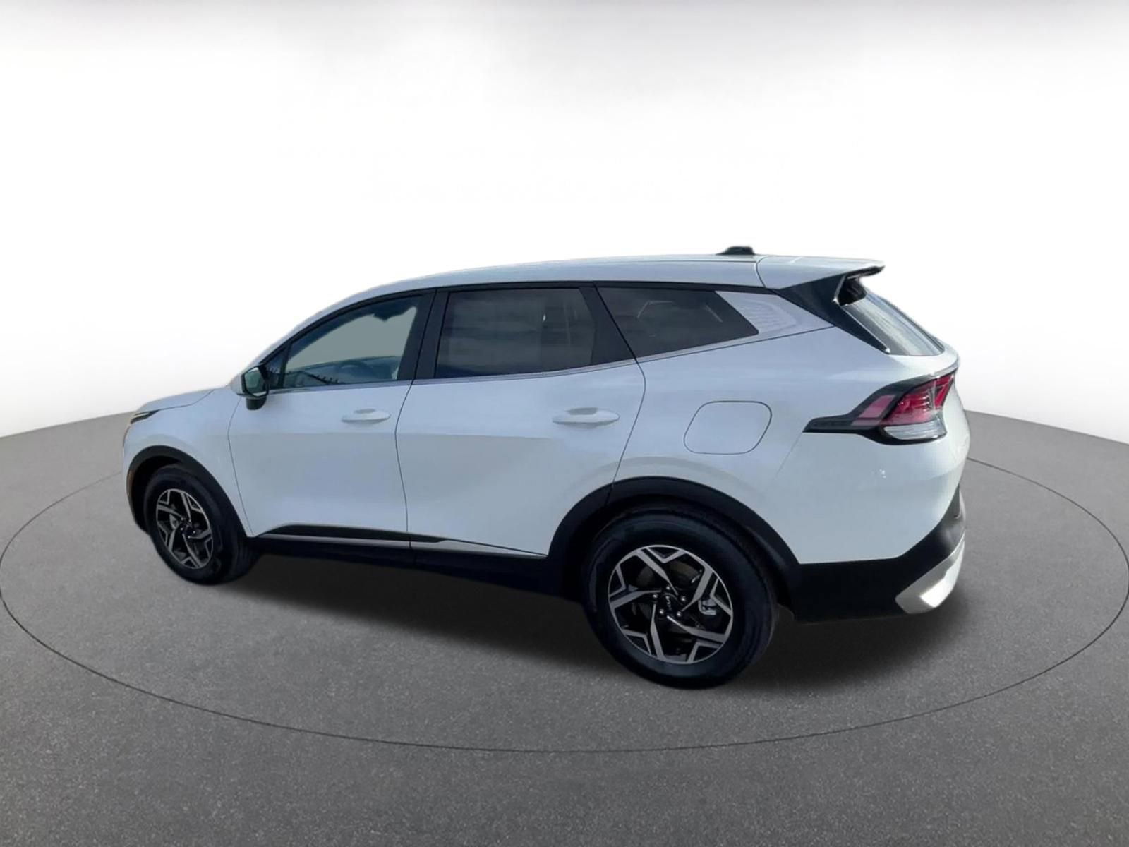 Thumbnail: 2025 Kia Sportage - 10