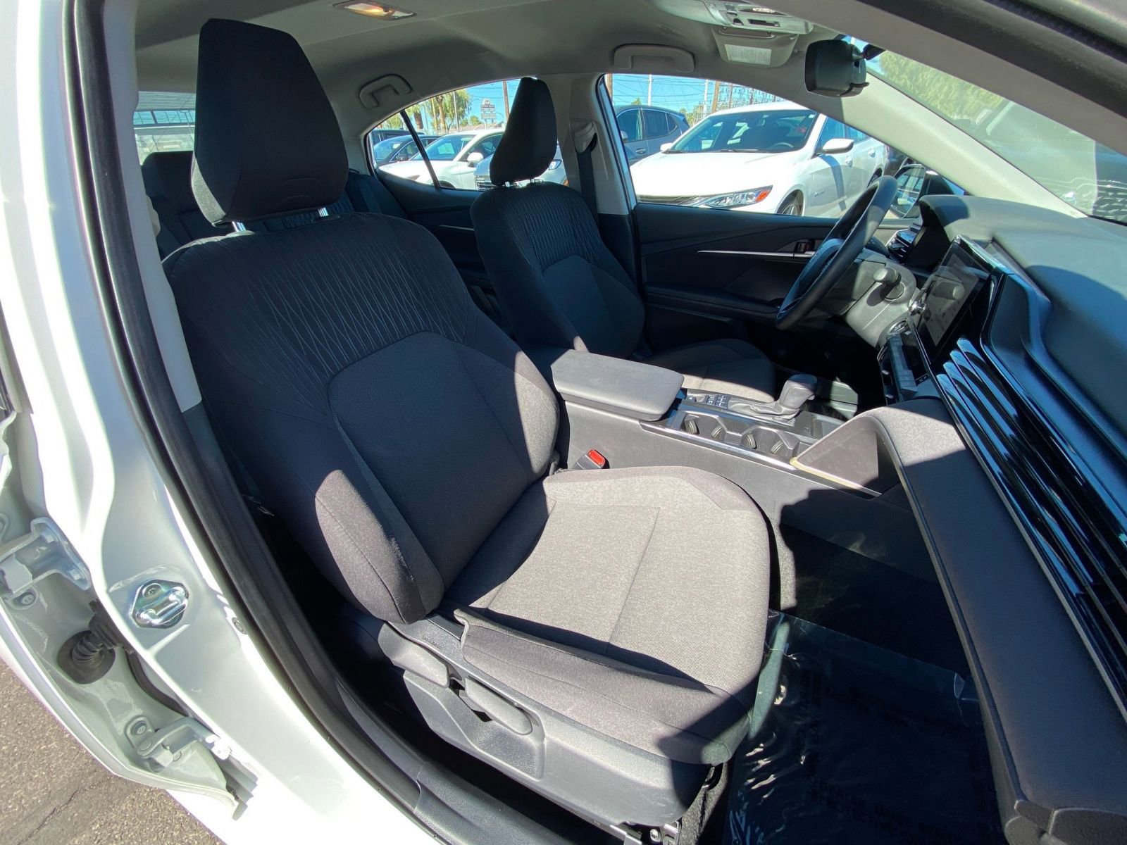 Thumbnail: 2025 Toyota Camry - 27