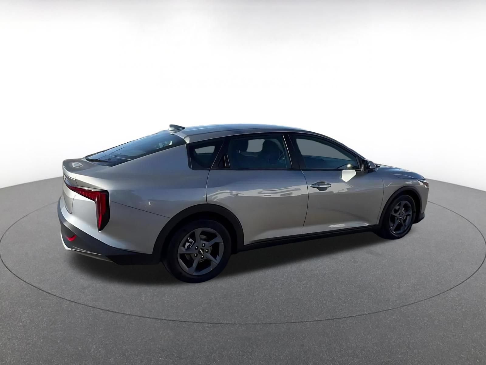 Thumbnail: 2026 Kia K4 - 14