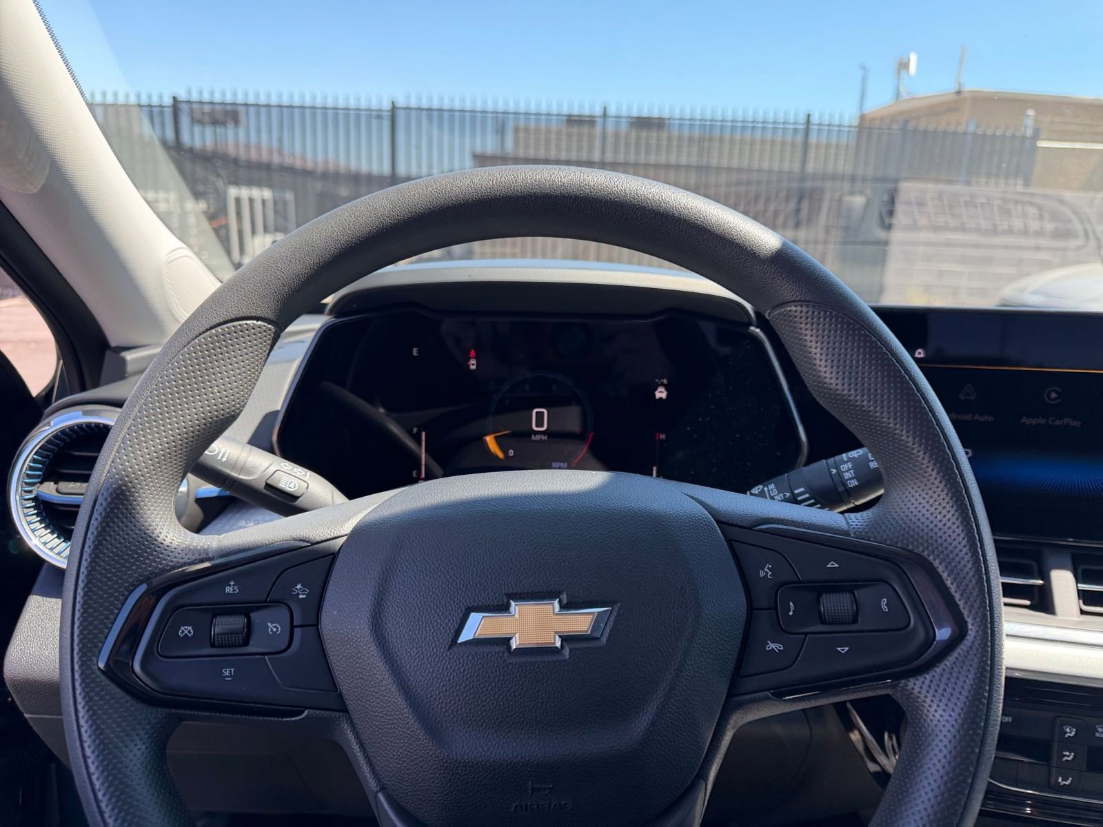 Thumbnail: 2025 Chevrolet Trax - 27