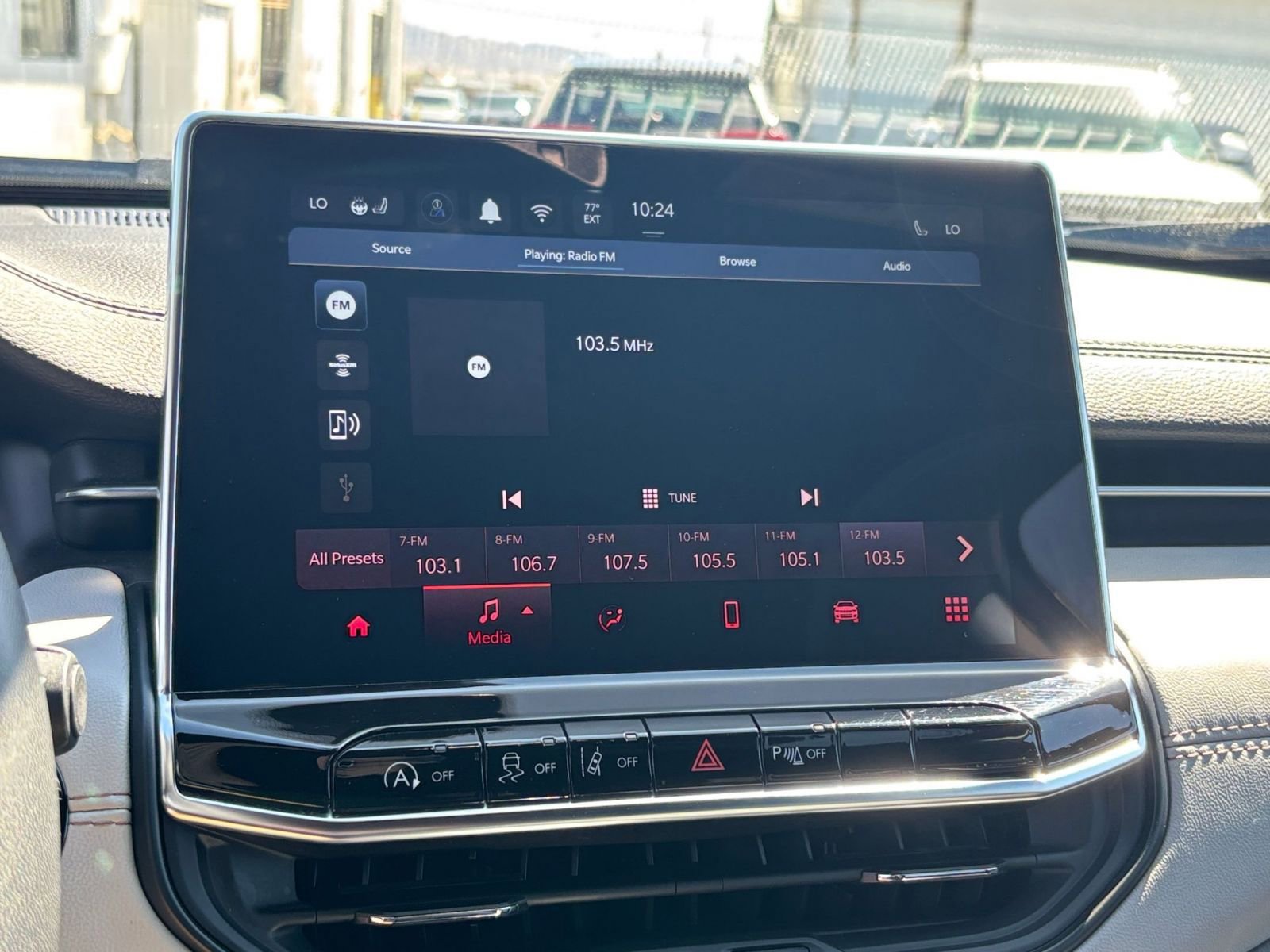 Thumbnail: 2025 Jeep Compass - 20