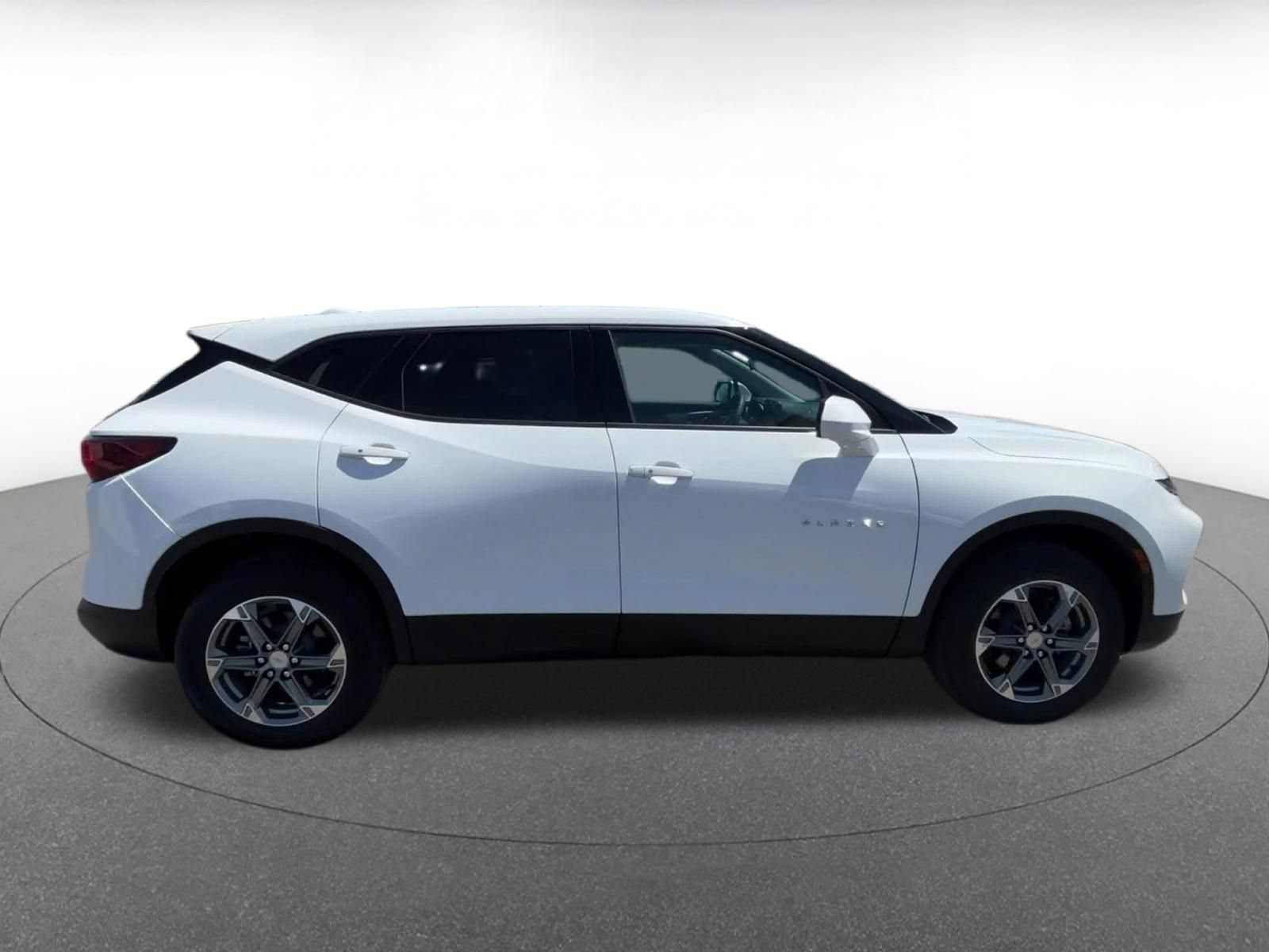 Thumbnail: 2025 Chevrolet Blazer - 13