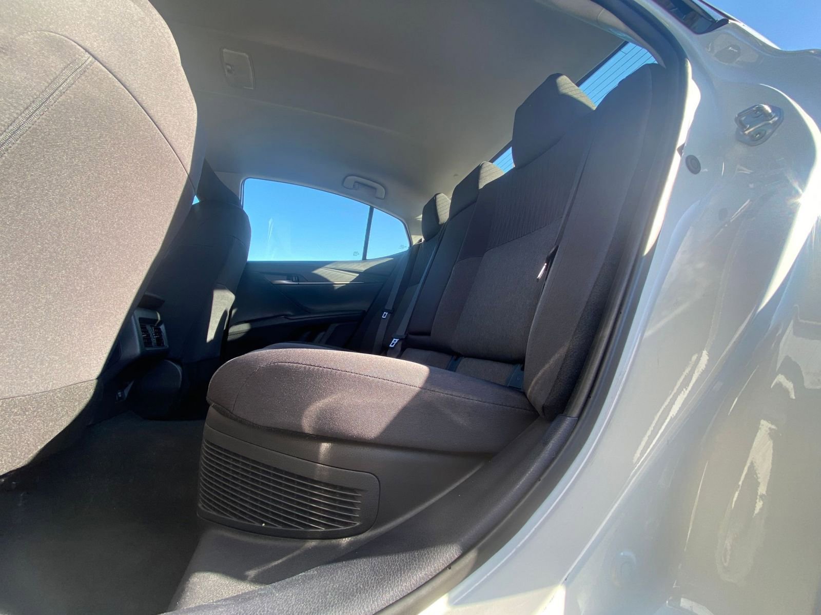 Thumbnail: 2025 Toyota Camry - 25