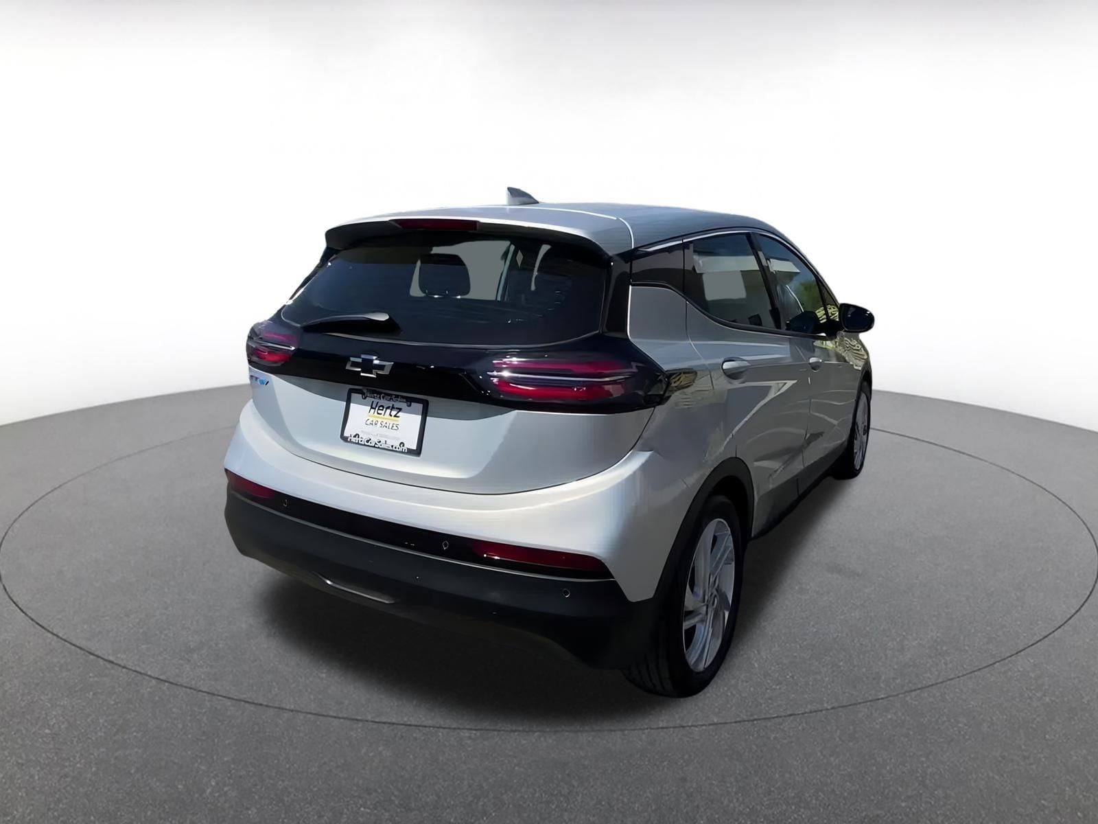 Thumbnail: 2023 Chevrolet Bolt EV - 14