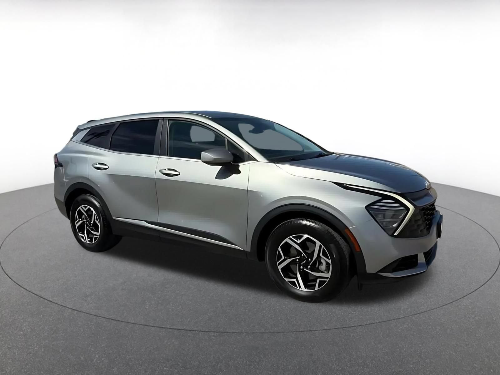 Thumbnail: 2025 Kia Sportage - 2