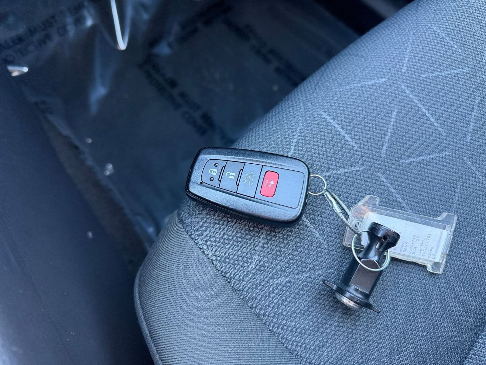 Thumbnail: 2025 Toyota RAV4 - 22