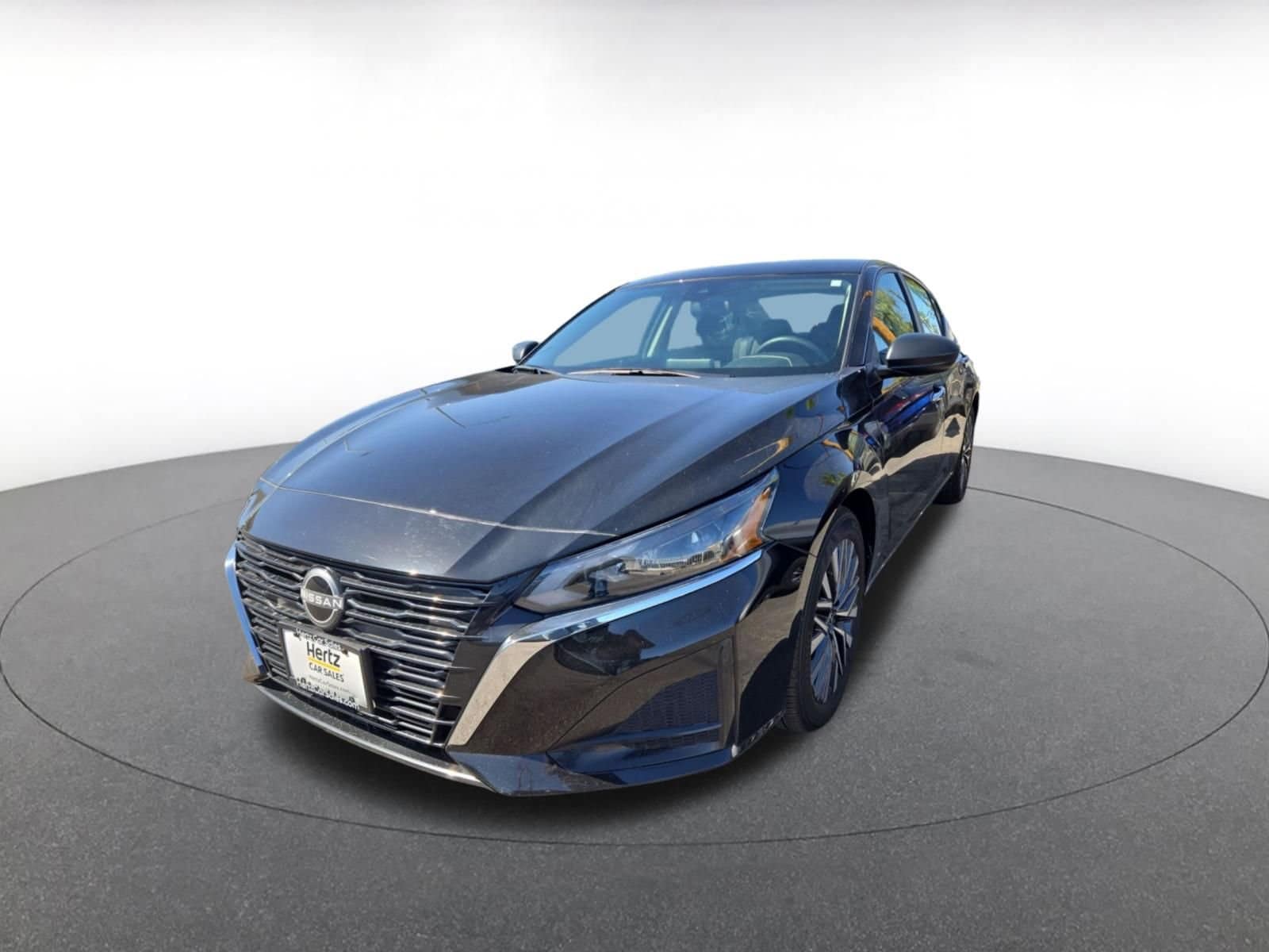 Thumbnail: 2025 Nissan Altima - 4