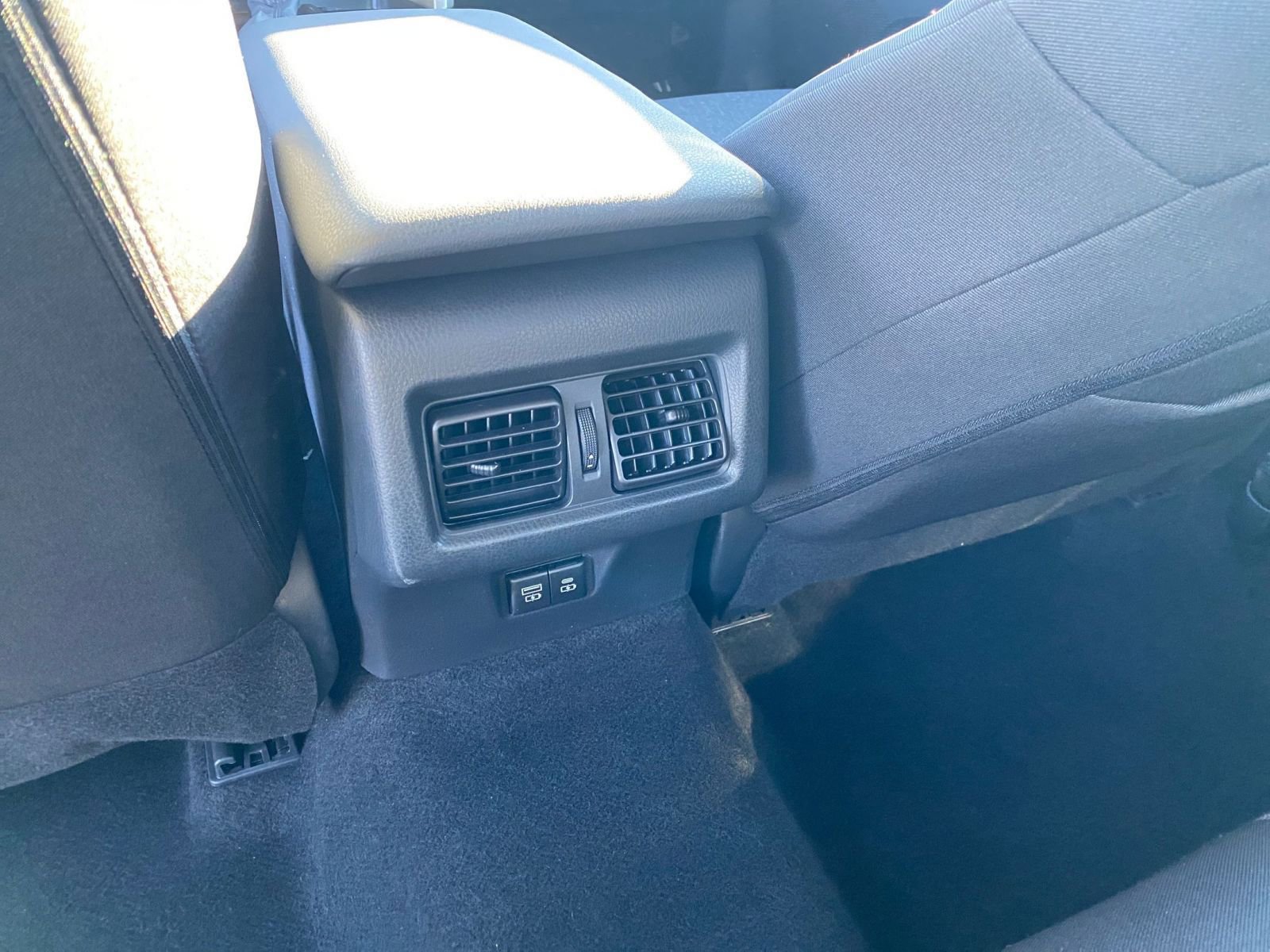 Thumbnail: 2025 Toyota Camry - 24