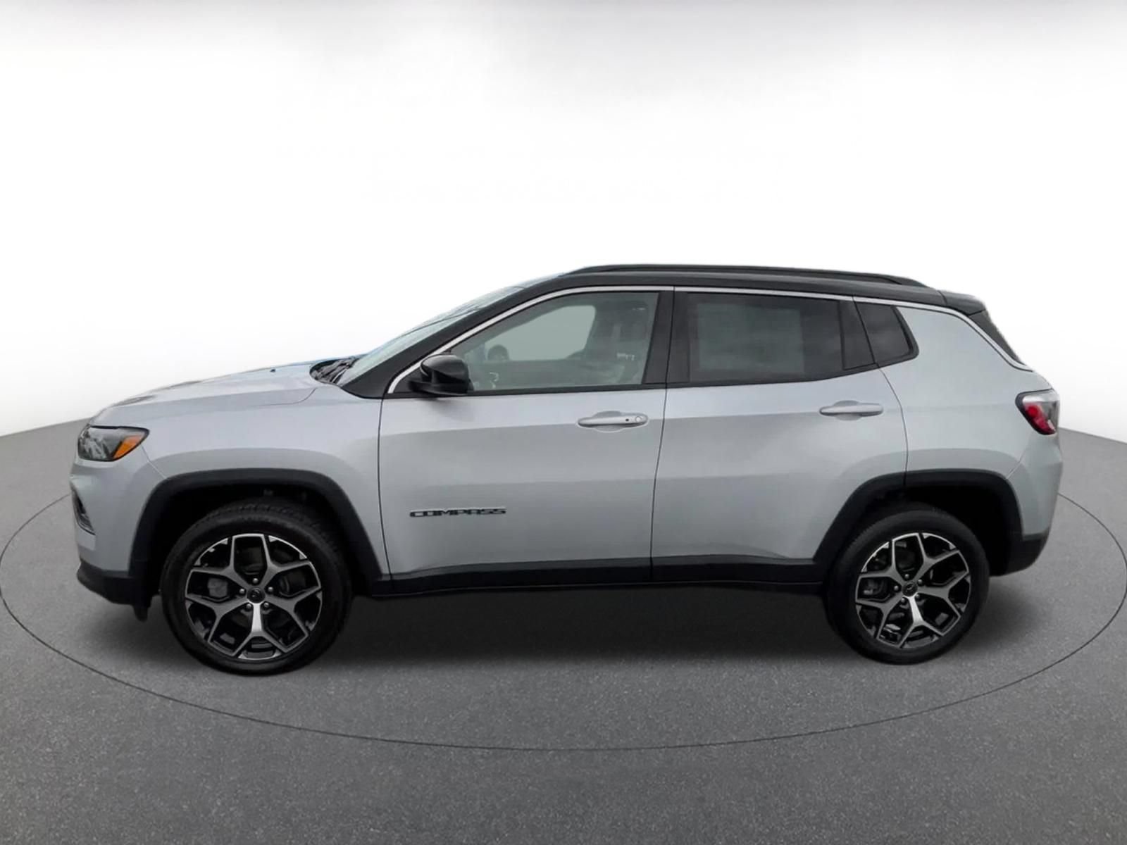 Thumbnail: 2025 Jeep Compass - 7