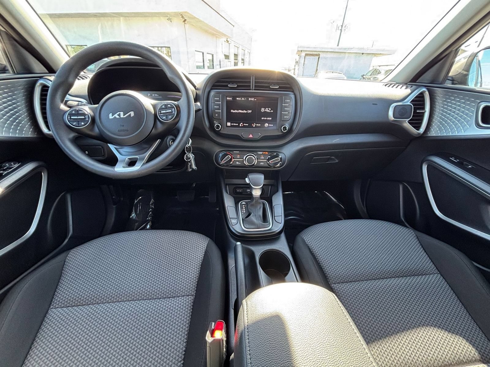 Thumbnail: 2025 Kia Soul - 32