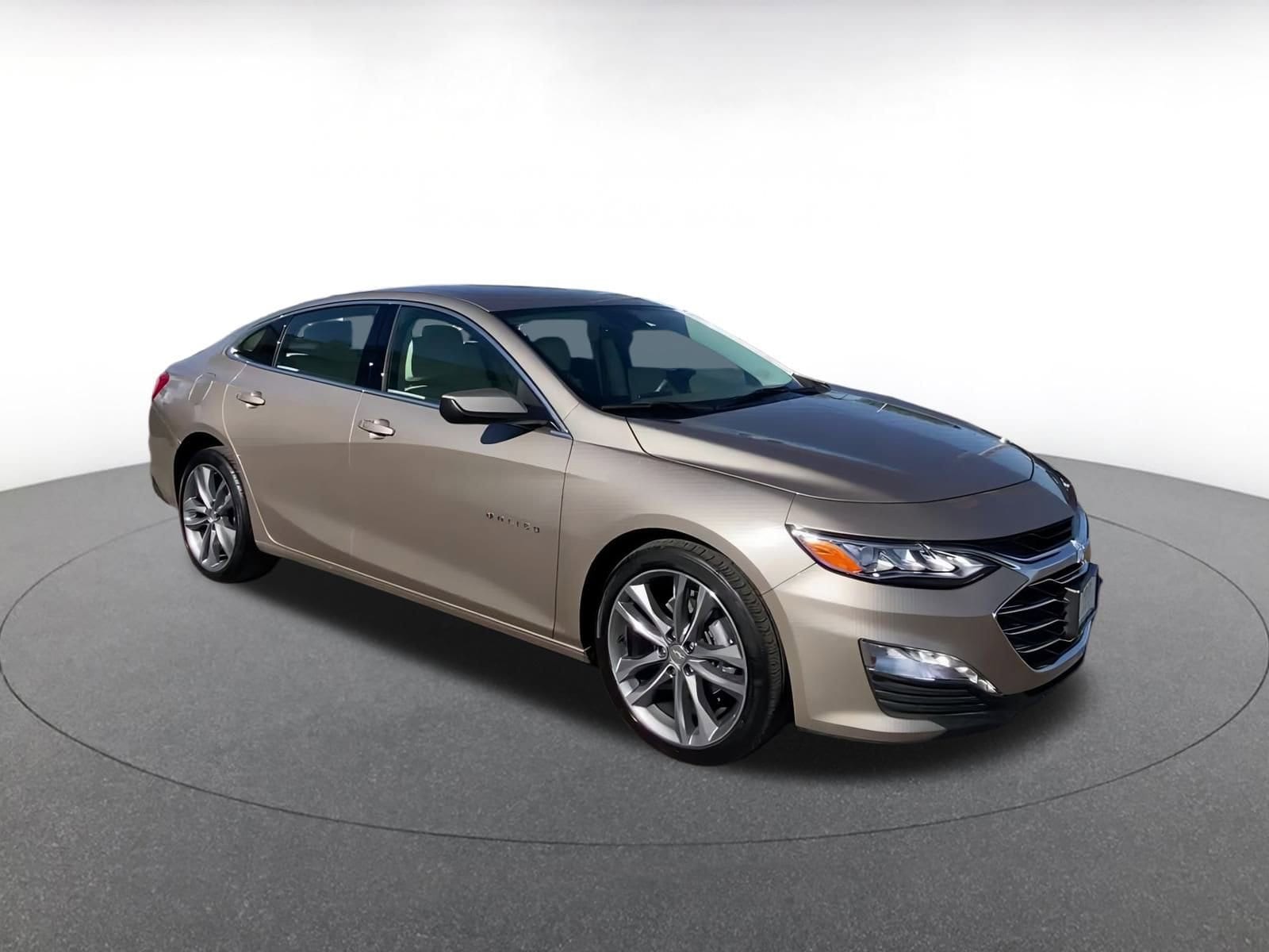 Thumbnail: 2024 Chevrolet Malibu - 2