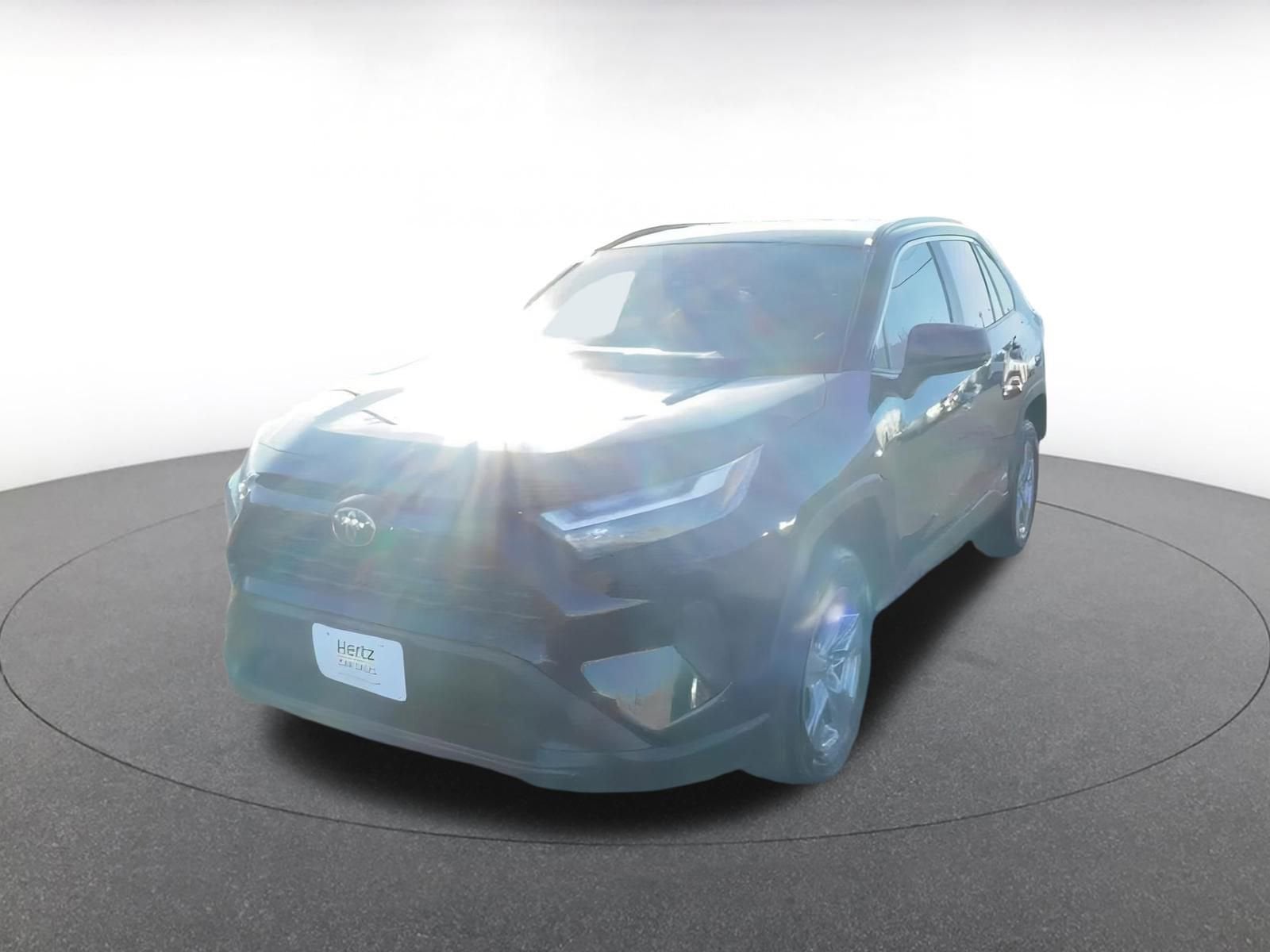 Thumbnail: 2025 Toyota RAV4 - 15