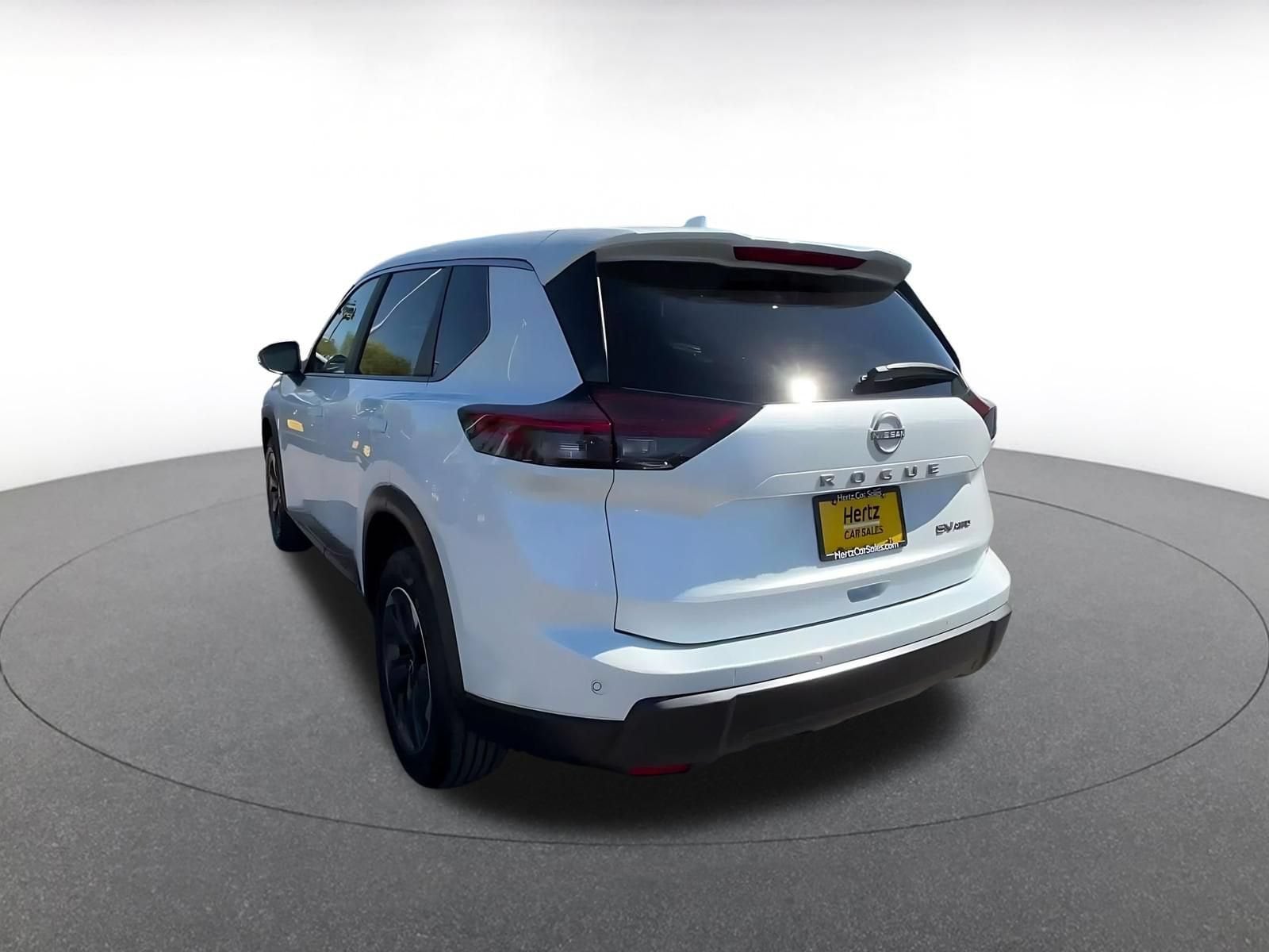 Thumbnail: 2024 Nissan Rogue - 10